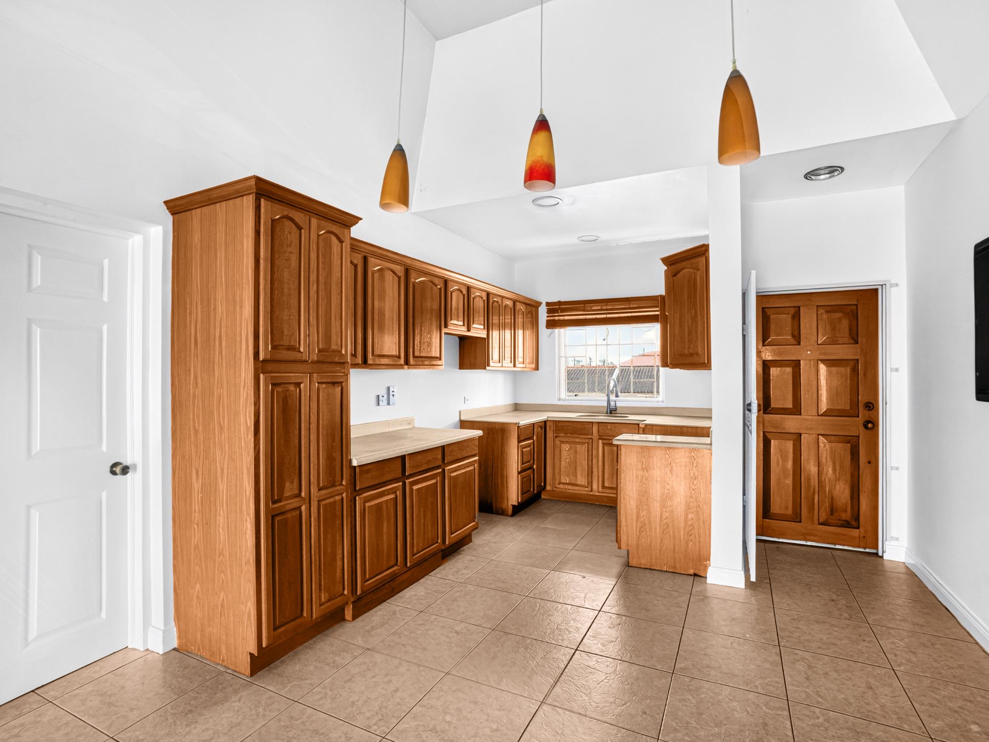 Apartment For Rent: MARLEY ROAD, Kingston 6 | $195,000 photo 6