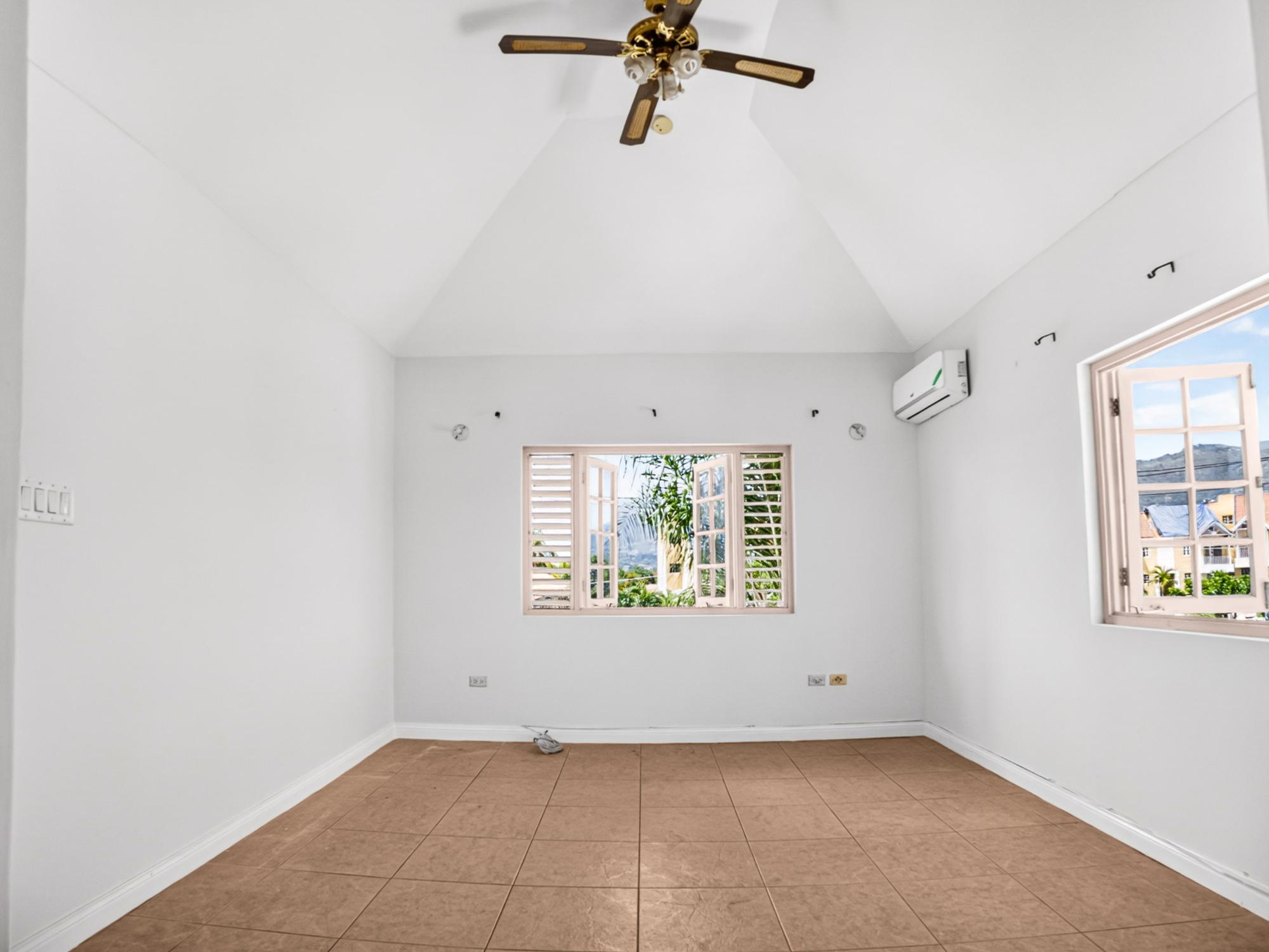 Apartment For Rent: MARLEY ROAD, Kingston 6 | $195,000 photo 11