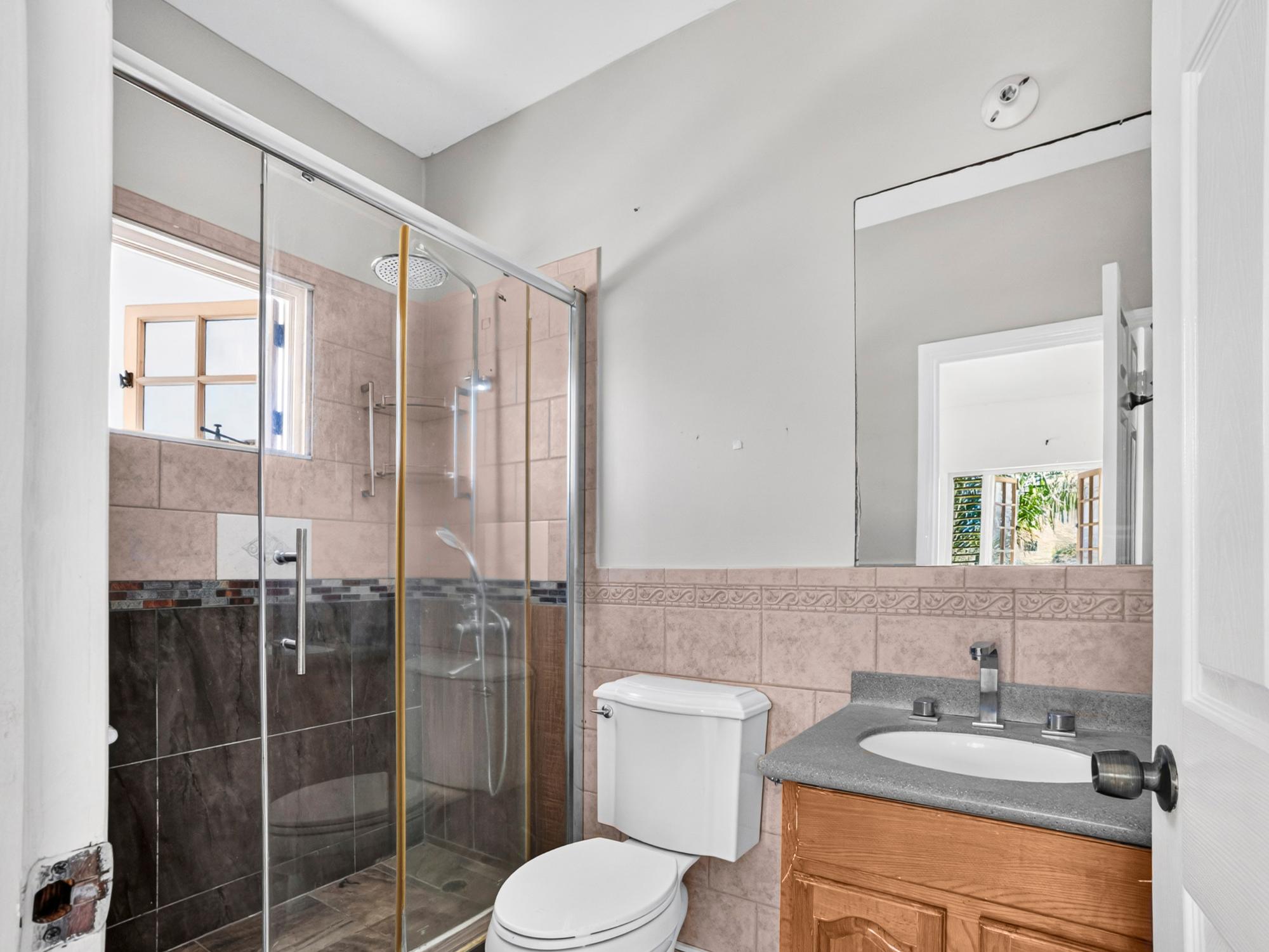 Apartment For Rent: MARLEY ROAD, Kingston 6 | $195,000 photo 12