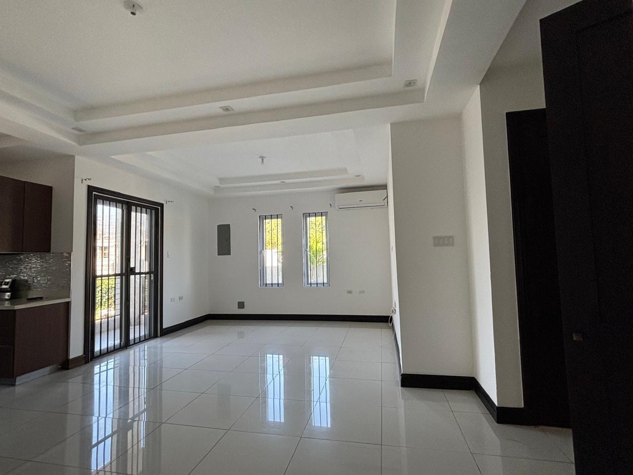 Apartment For Rent: HOPEVILLE ROAD, Kingston 8 | $1,600 photo 4