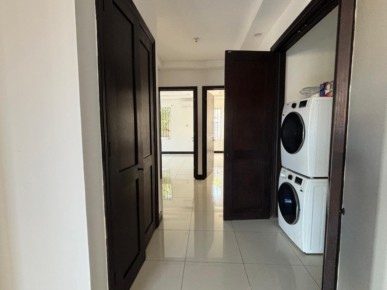 Apartment For Rent: HOPEVILLE ROAD, Kingston 8 | $1,600 photo 6