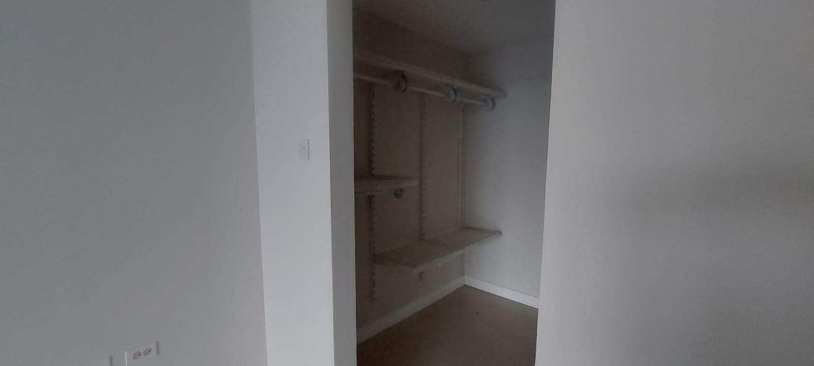 Apartment For Sale: BAY FRONT APARTMENTS, Bridgeport | $32,000,000 photo 10