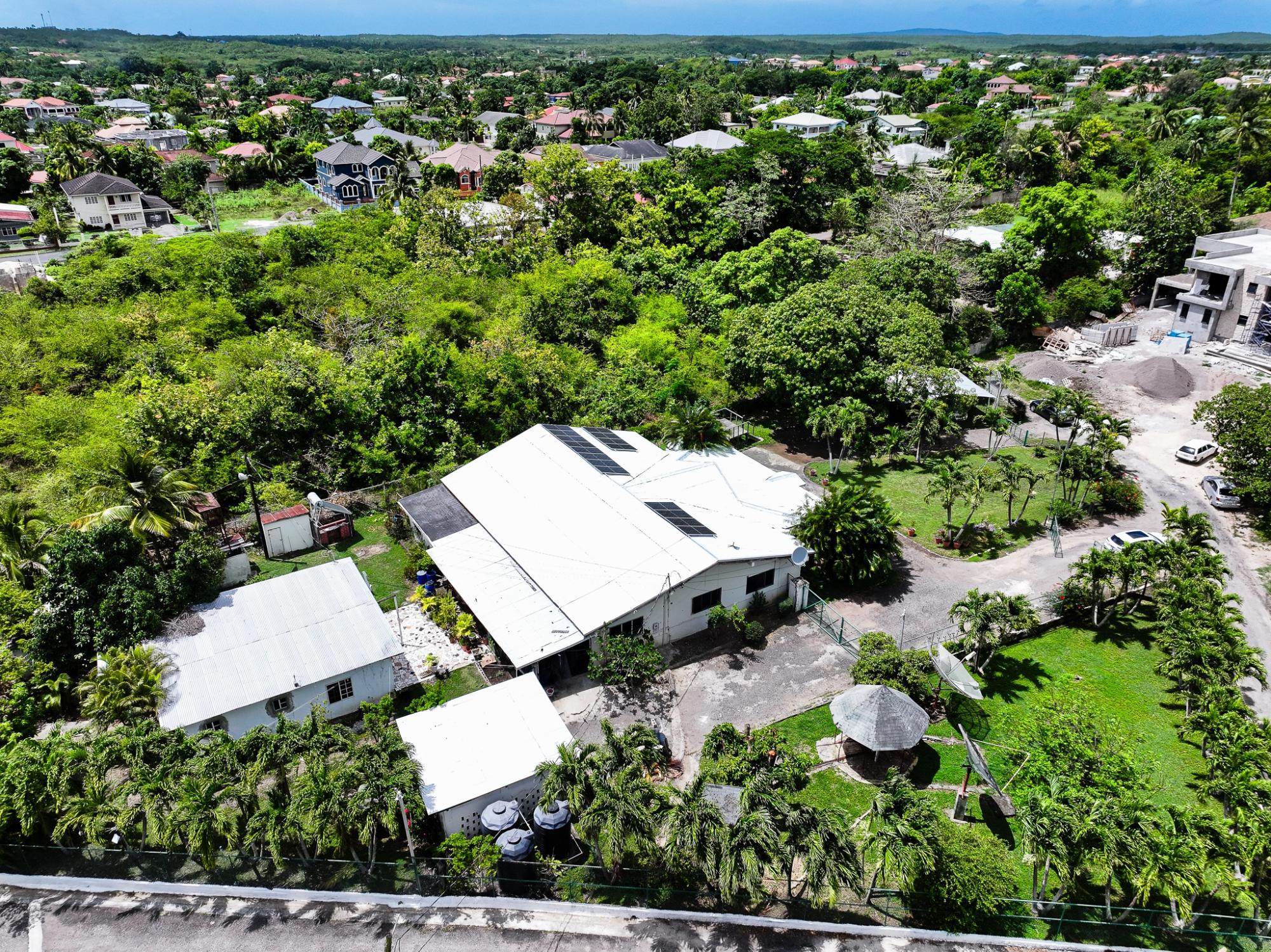 House For Sale: TRENTON ROAD, May Pen | $1,000,000