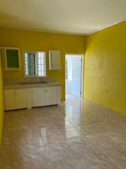 House For Sale: CIRCLE DRIVE DRIVE HOMEST, Spanish Town | $28,500,000 photo 3