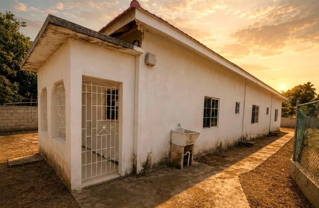 House For Sale: CIRCLE DRIVE DRIVE HOMEST, Spanish Town | $28,500,000 photo 14