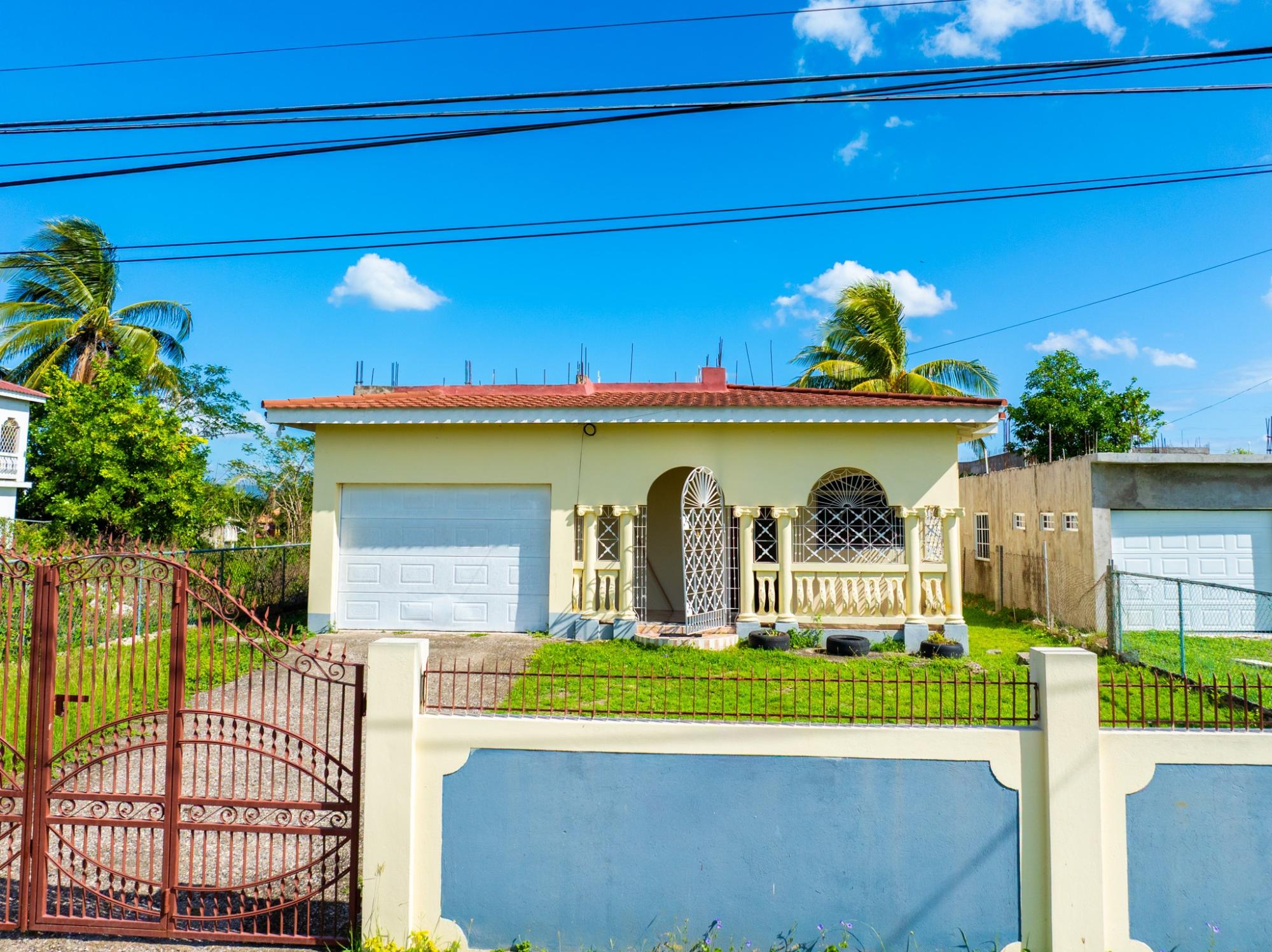 House For Sale: MIGNOTT DRIVE, HARTWELL, May Pen | $38,500,000