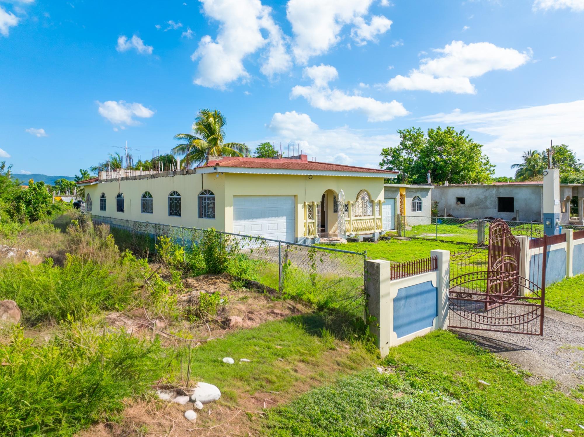 House For Sale: MIGNOTT DRIVE, HARTWELL, May Pen | $38,500,000 photo 7