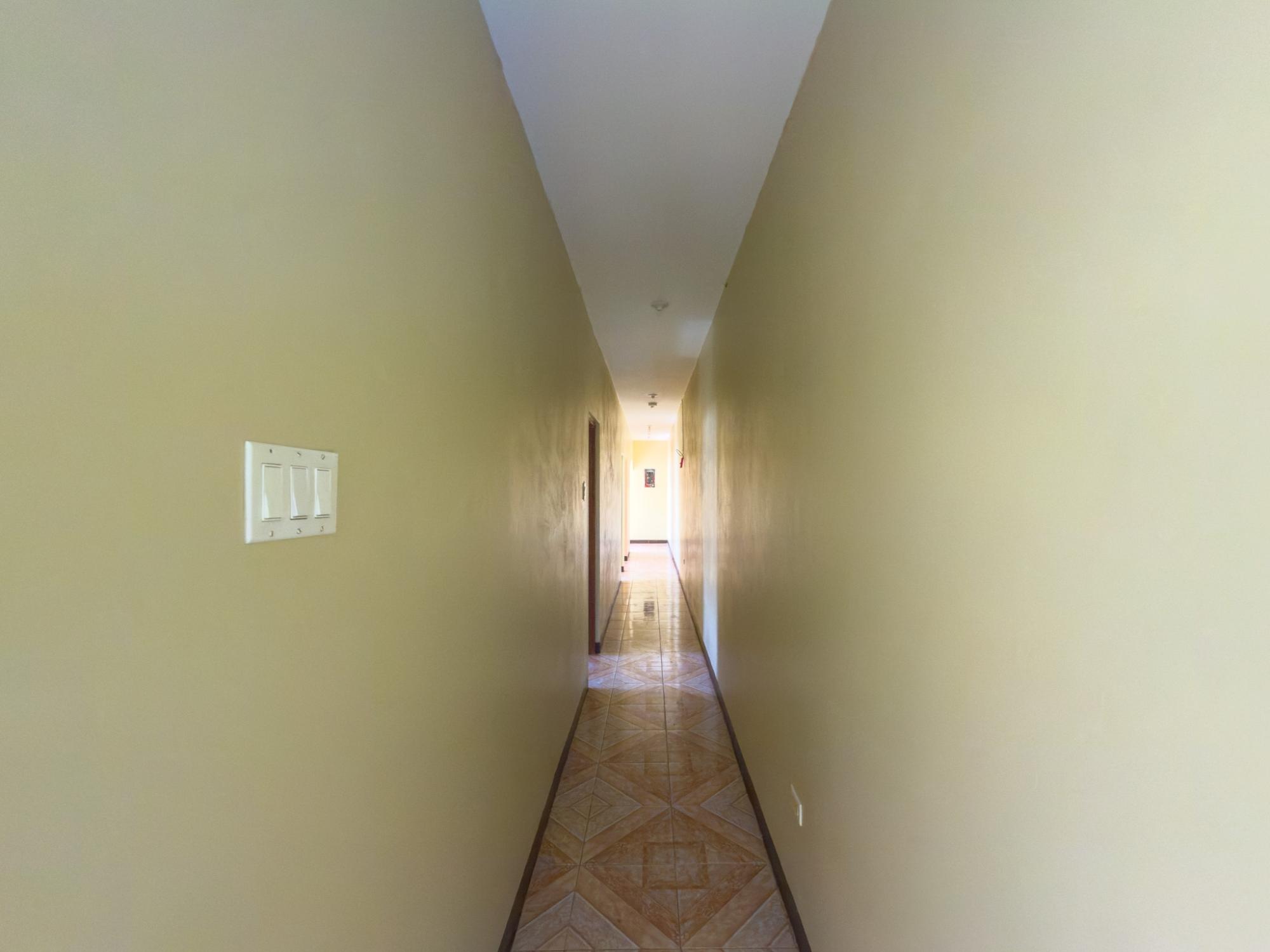 House For Sale: MIGNOTT DRIVE, HARTWELL, May Pen | $38,500,000 photo 14