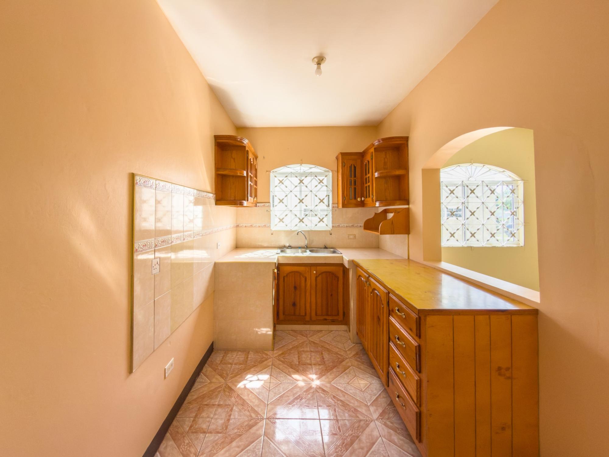 House For Sale: MIGNOTT DRIVE, HARTWELL, May Pen | $38,500,000 photo 18