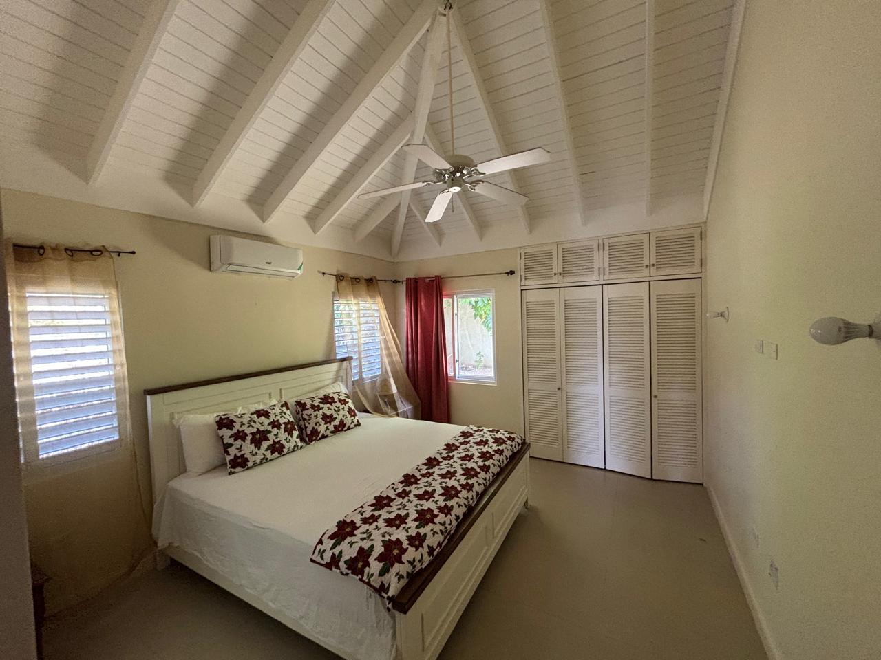 House For Rent: PAPAYA AVENUE, Richmond | $1,600 photo 12