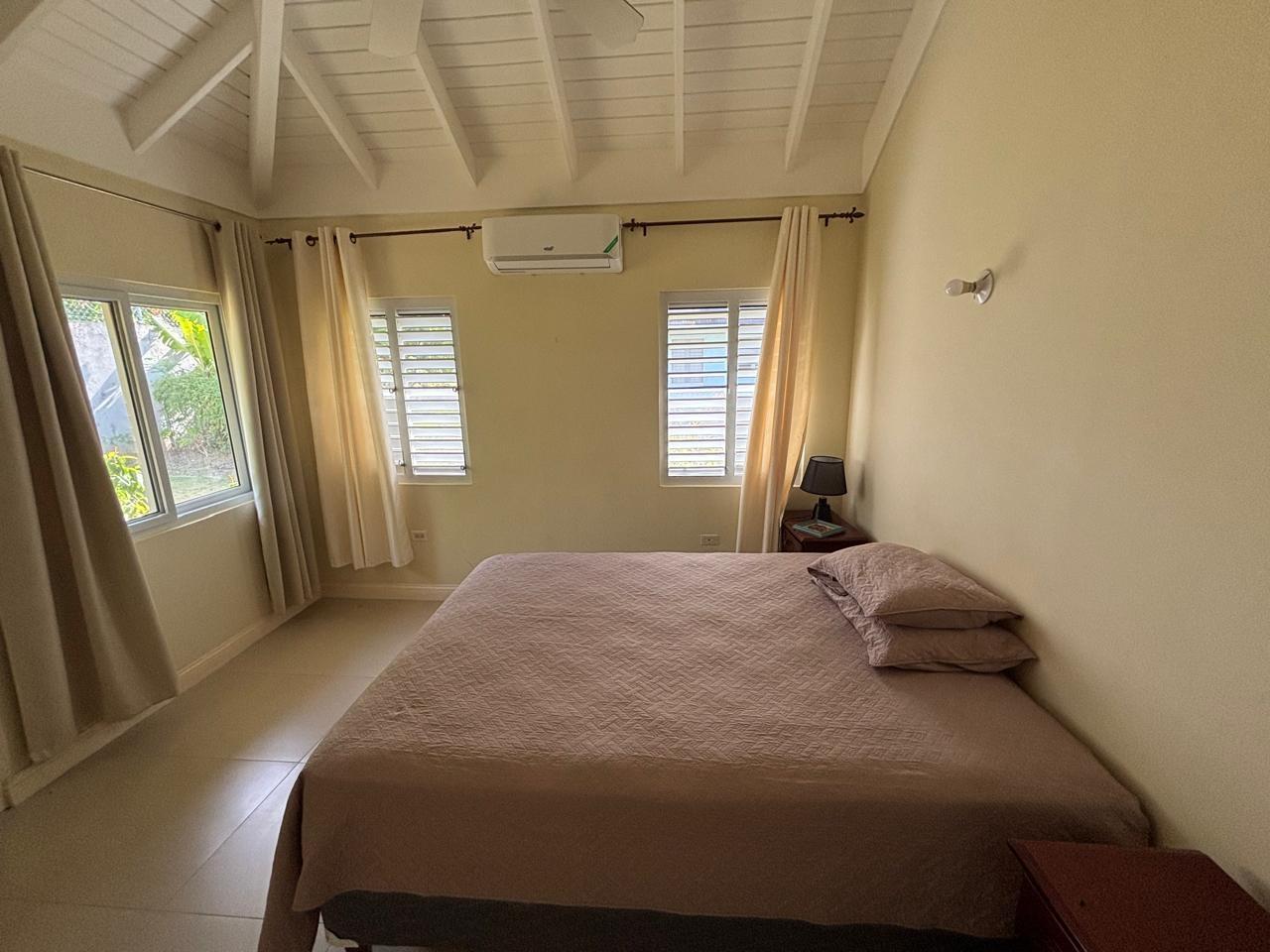 House For Rent: PAPAYA AVENUE, Richmond | $1,600 photo 13