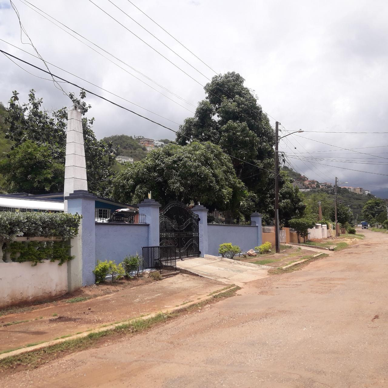 House For Rent: MAYFIELD AVENUE, PATRICK, Kingston 20 | $180,000