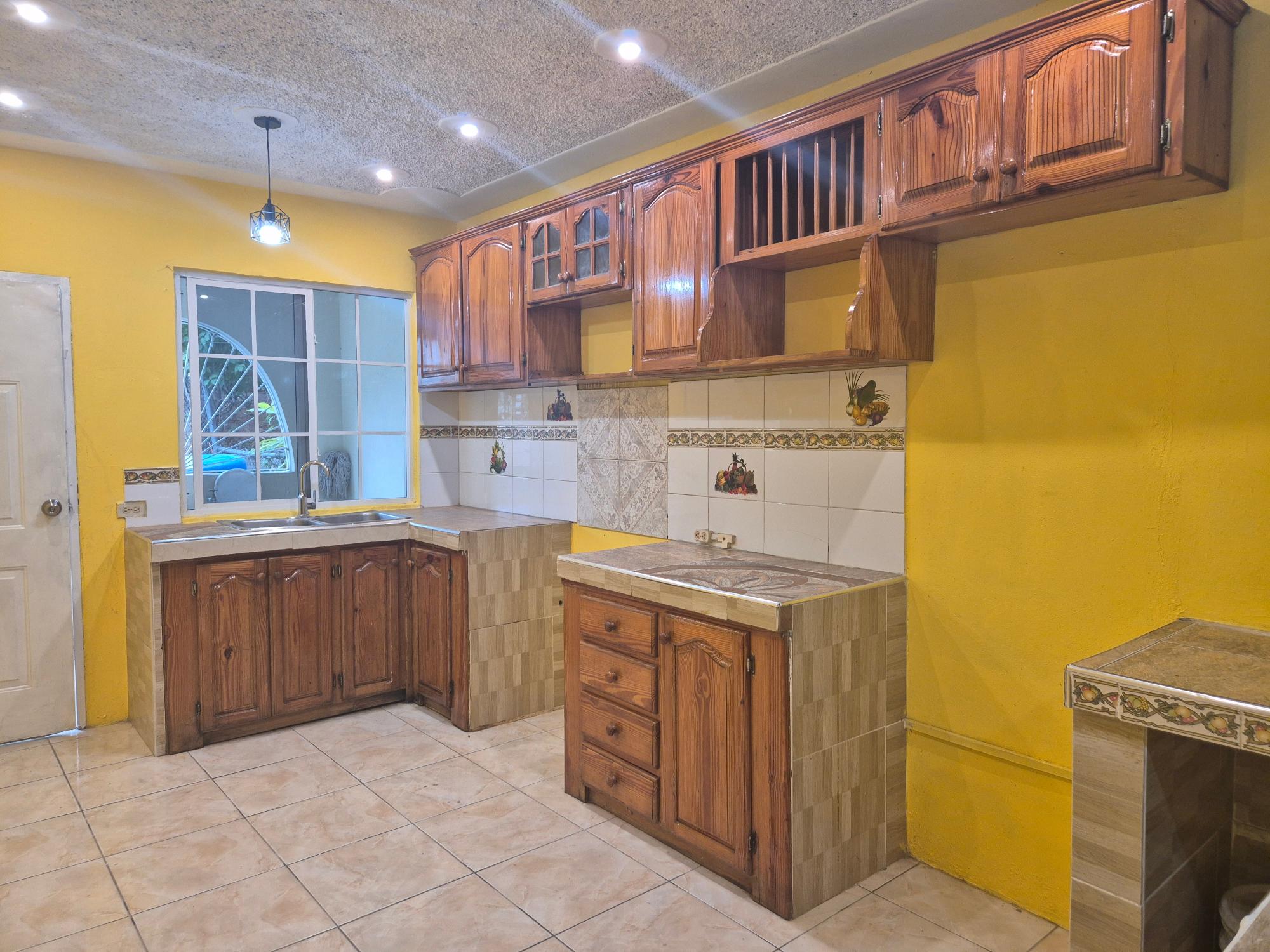 House For Rent: BELLISSIMO DRIVE, ANGELS, Spanish Town | $120,000 photo 8