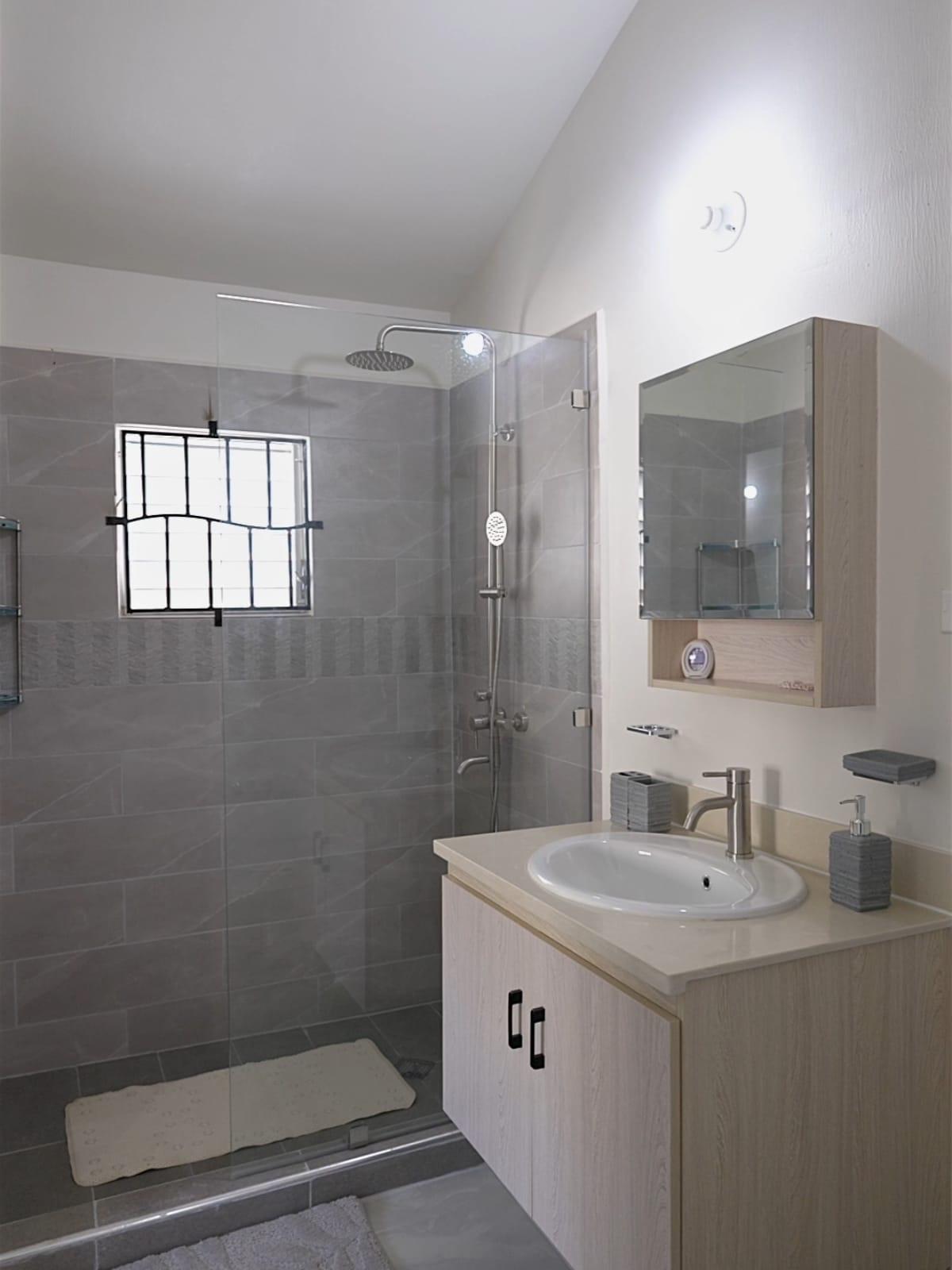 House For Rent: CAMELOT VILLAGE, Discovery Bay | $1,300 photo 14