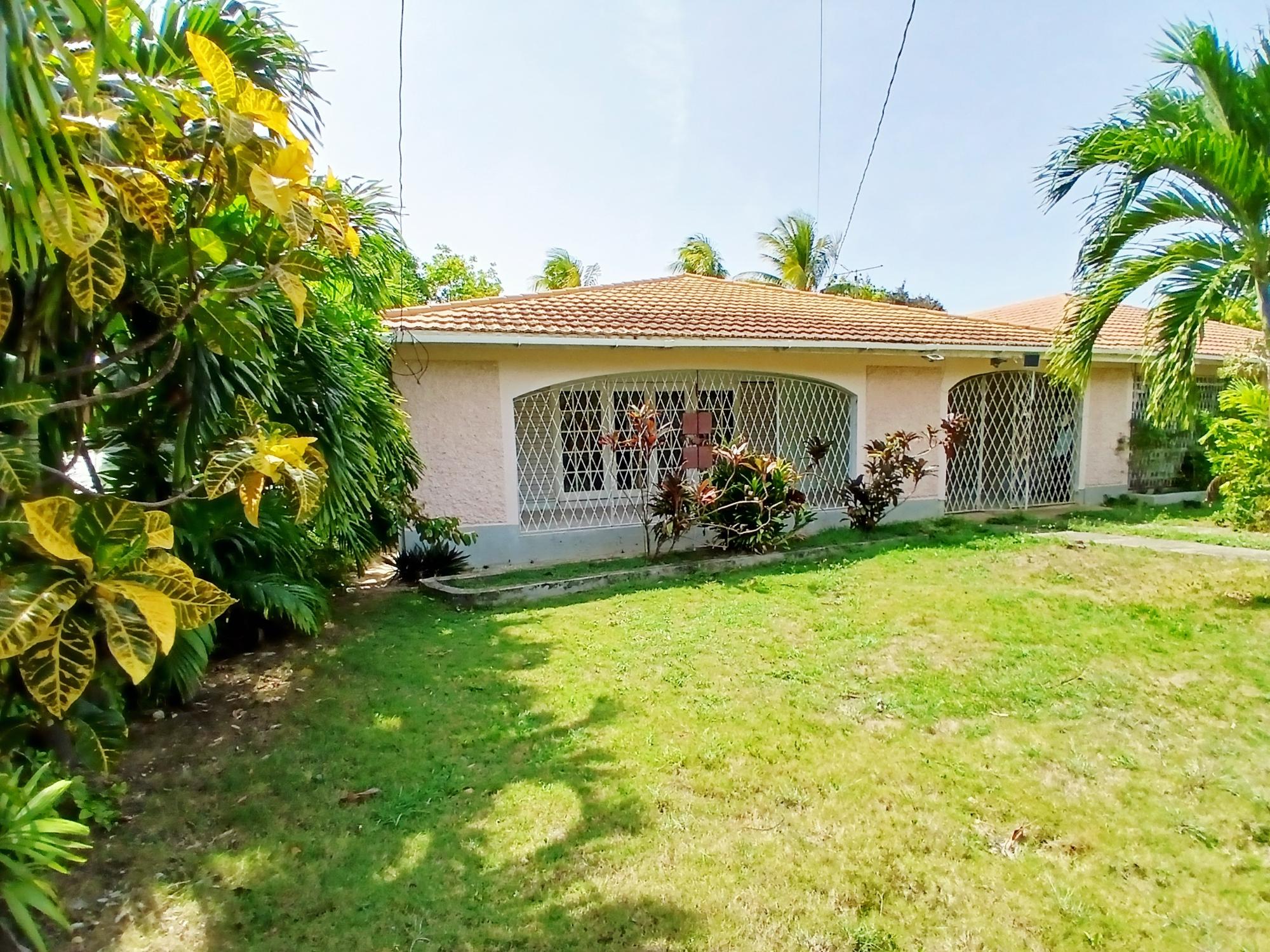 House For Sale: ELTHAM ROAD, OCHO RIOS, Ocho Rios | $55,000,000 photo 2