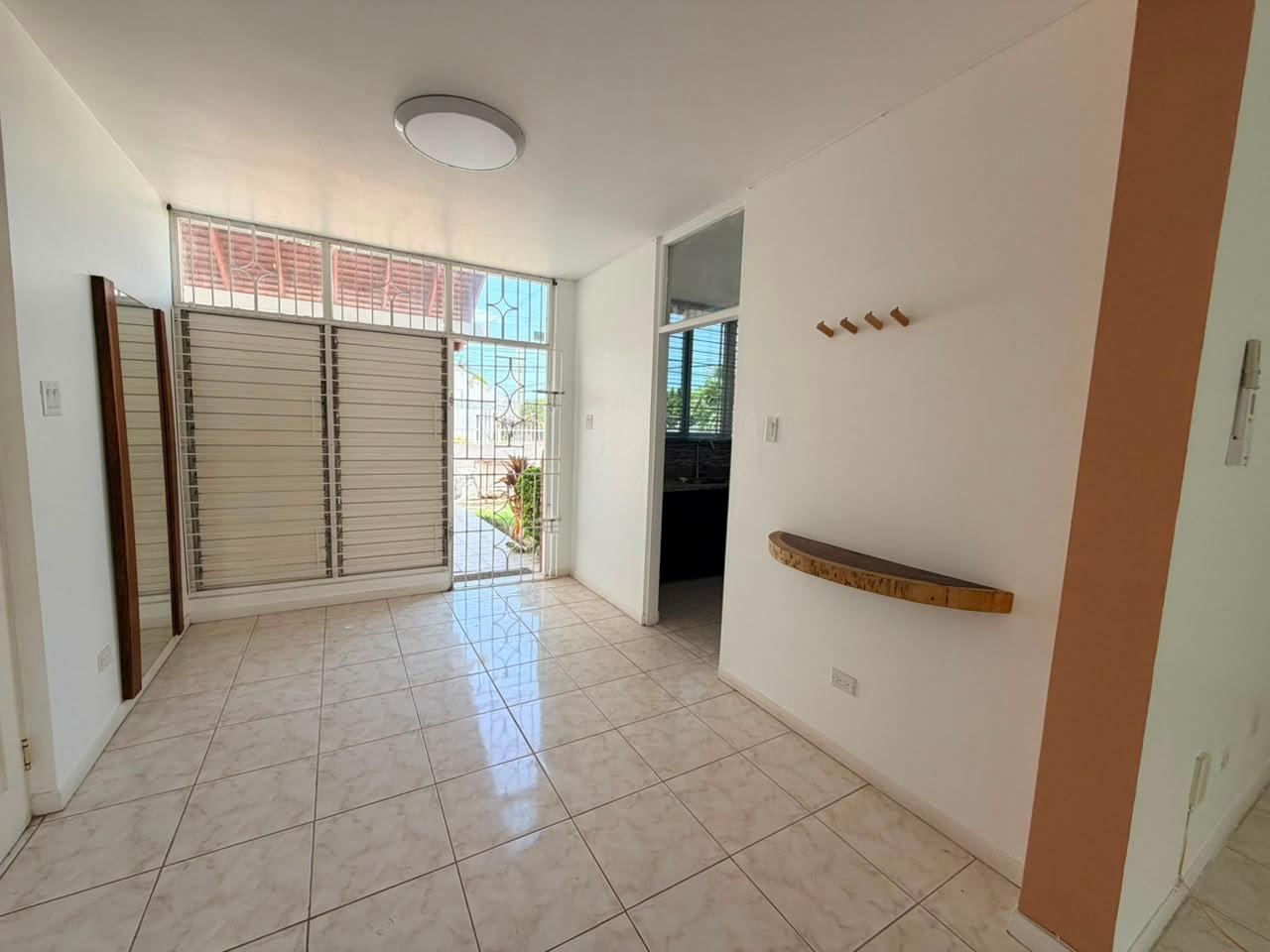 Townhouse For Rent: HAINING CRESCENT, KINGSTO, Kingston 5 | $220,000 photo 7