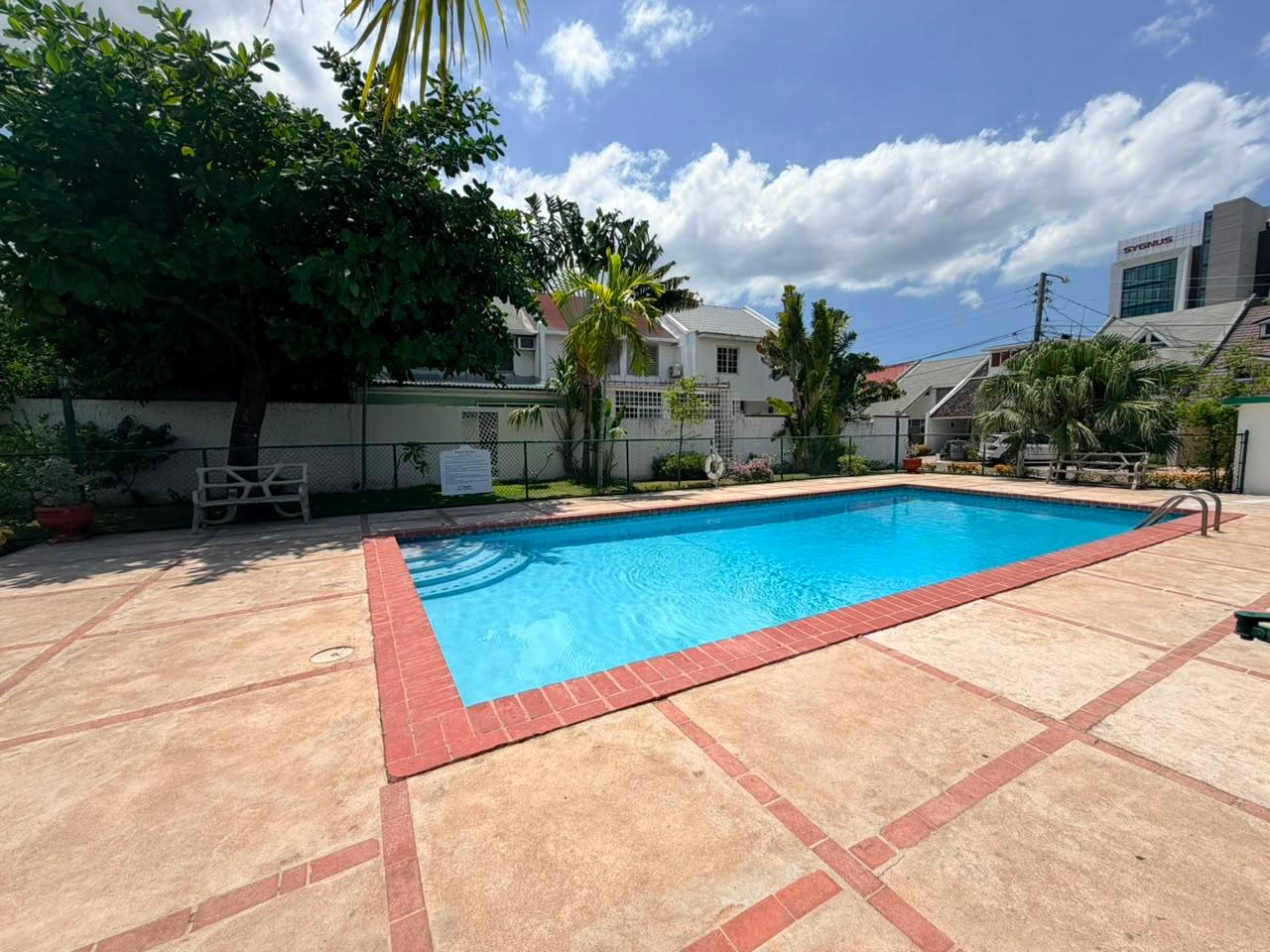 Townhouse For Rent: HAINING CRESCENT, KINGSTO, Kingston 5 | $220,000 photo 22