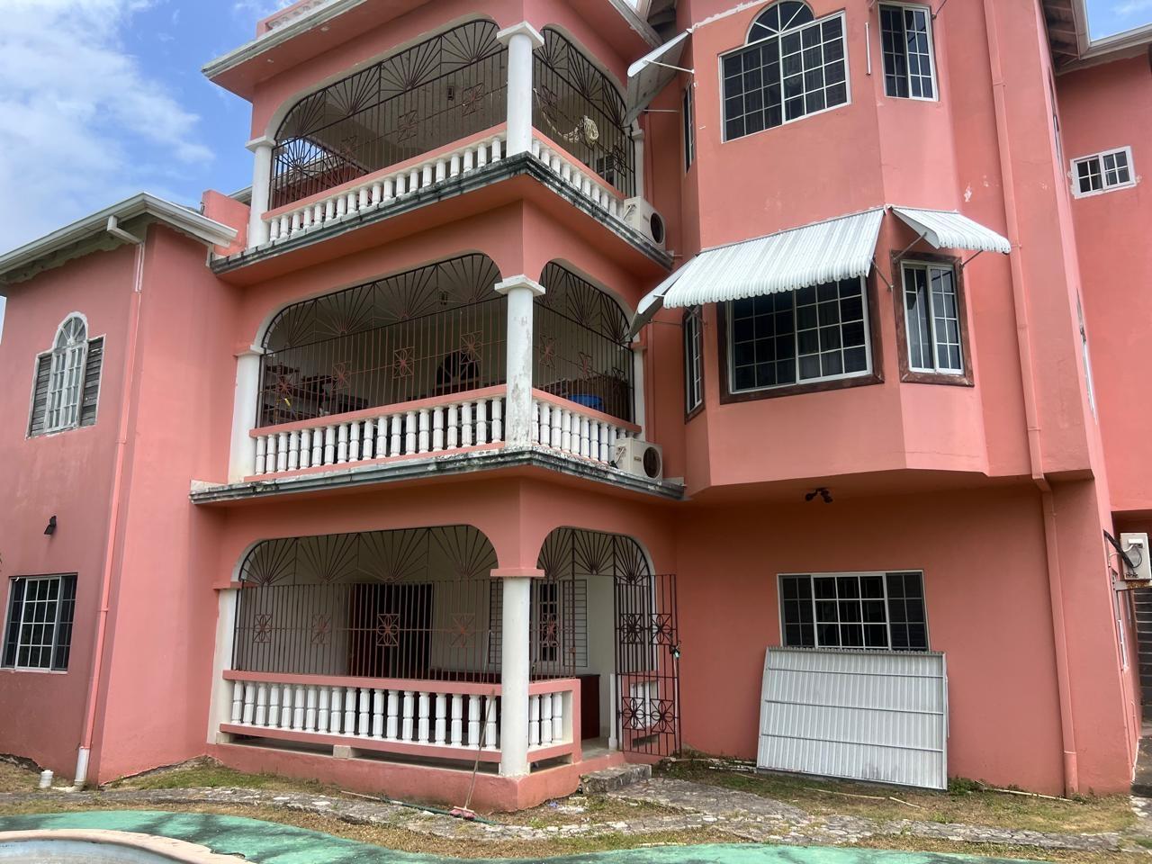 House For Rent: COLUMBUS DRIVE, Ocho Rios | $150,000
