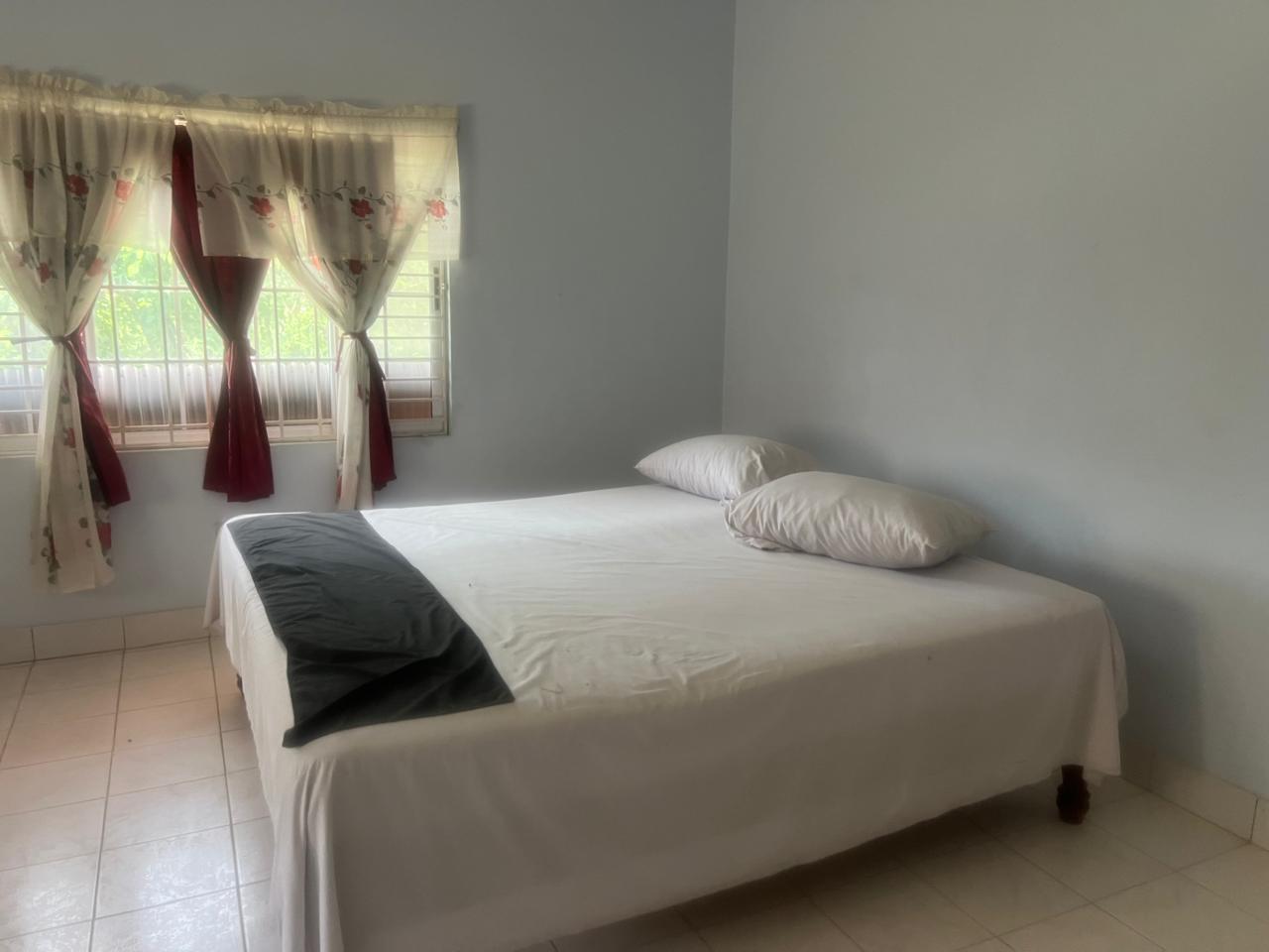 House For Rent: COLUMBUS DRIVE, Ocho Rios | $150,000 photo 4