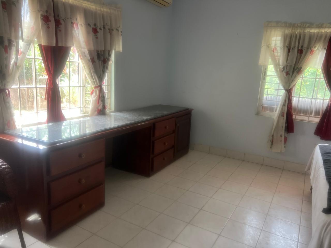 House For Rent: COLUMBUS DRIVE, Ocho Rios | $150,000 photo 5