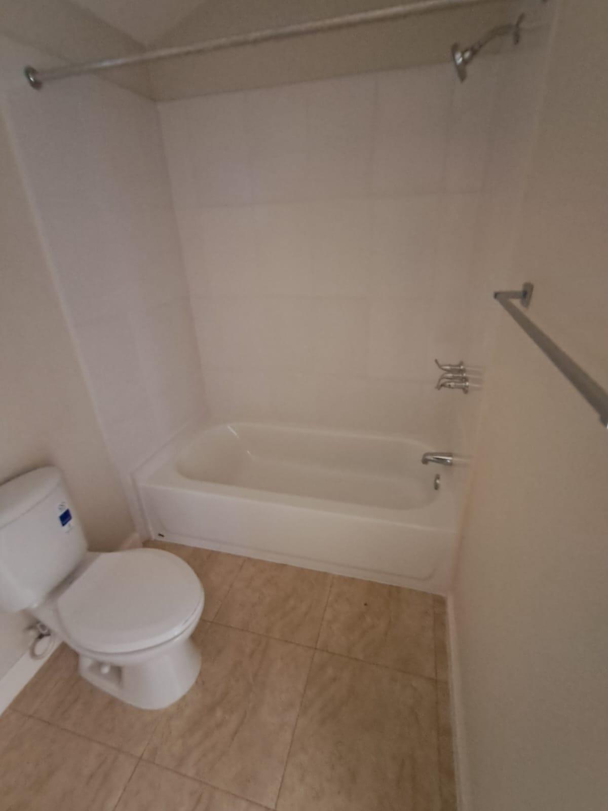 House For Rent: WARWICK CASTLE DRIVE, Old Harbour | $90,000 photo 3