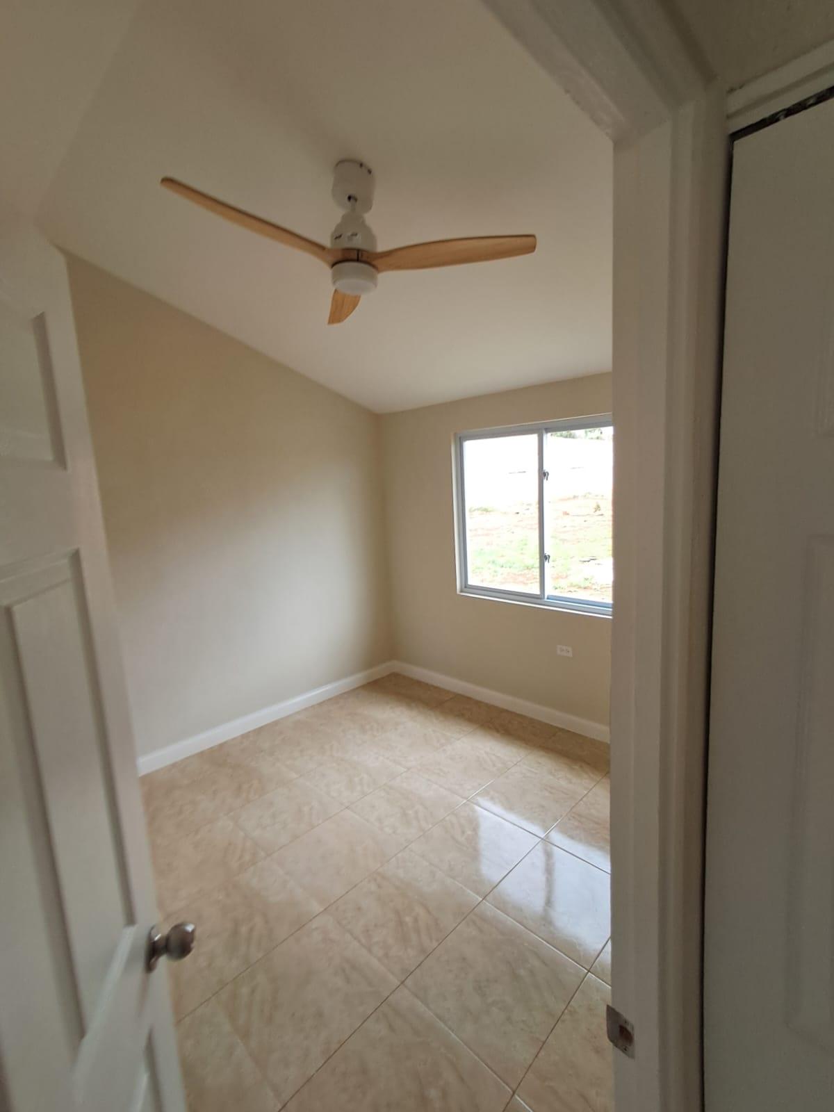 House For Rent: WARWICK CASTLE DRIVE, Old Harbour | $90,000 photo 6