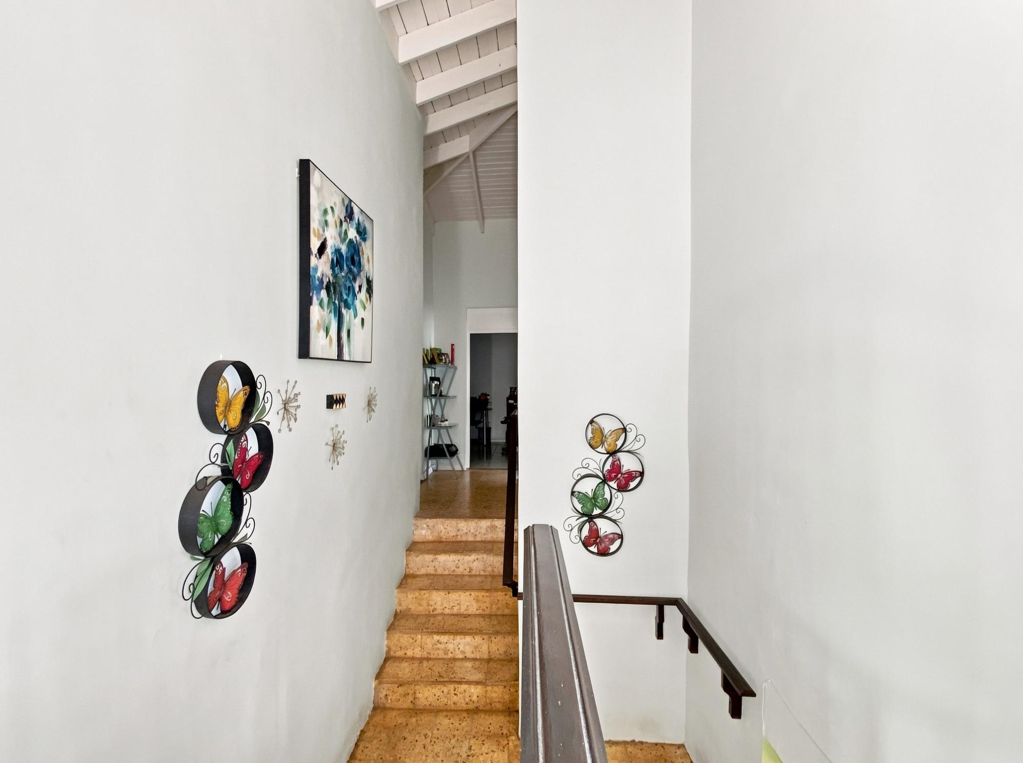 House For Sale: DIRECTORS WAY, BELGRADE M, Kingston 19 | $70,000,000 photo 15
