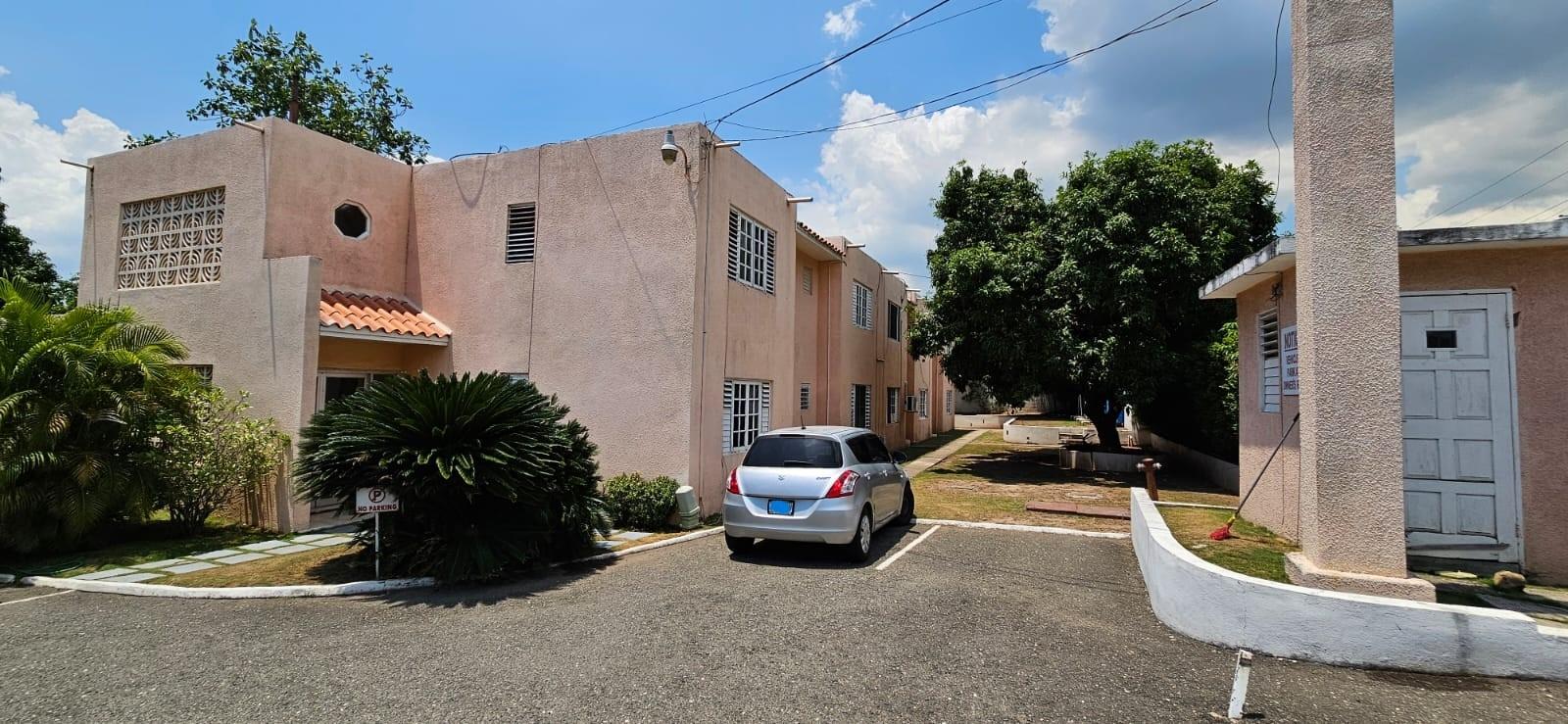 Apartment For Rent: RAVINIA ROAD, Kingston 6 | $110,000 photo 2