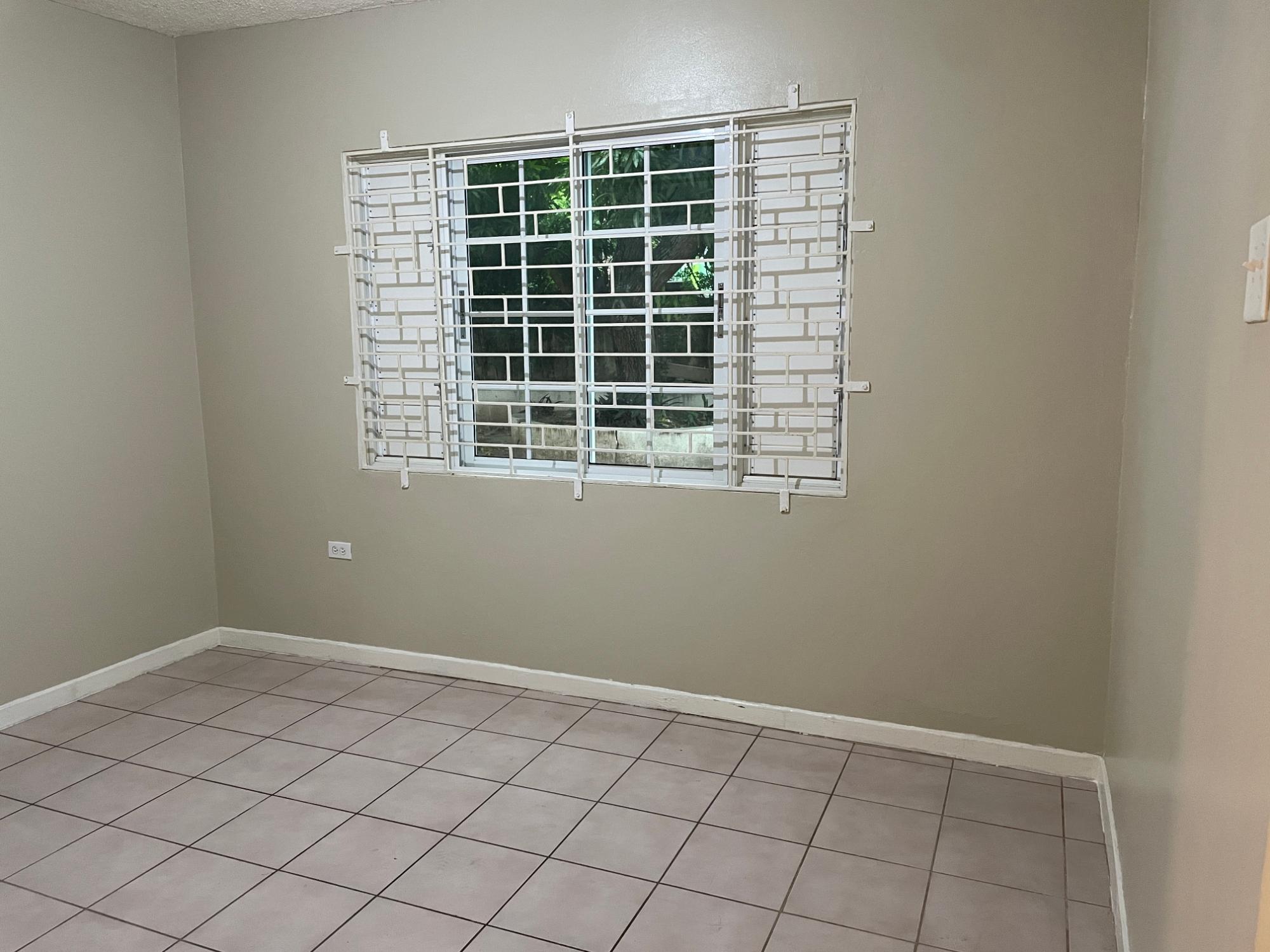 Apartment For Rent: RAVINIA ROAD, Kingston 6 | $110,000 photo 7