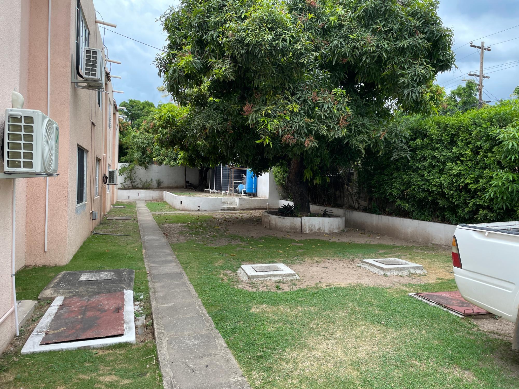 Apartment For Rent: RAVINIA ROAD, Kingston 6 | $110,000 photo 16
