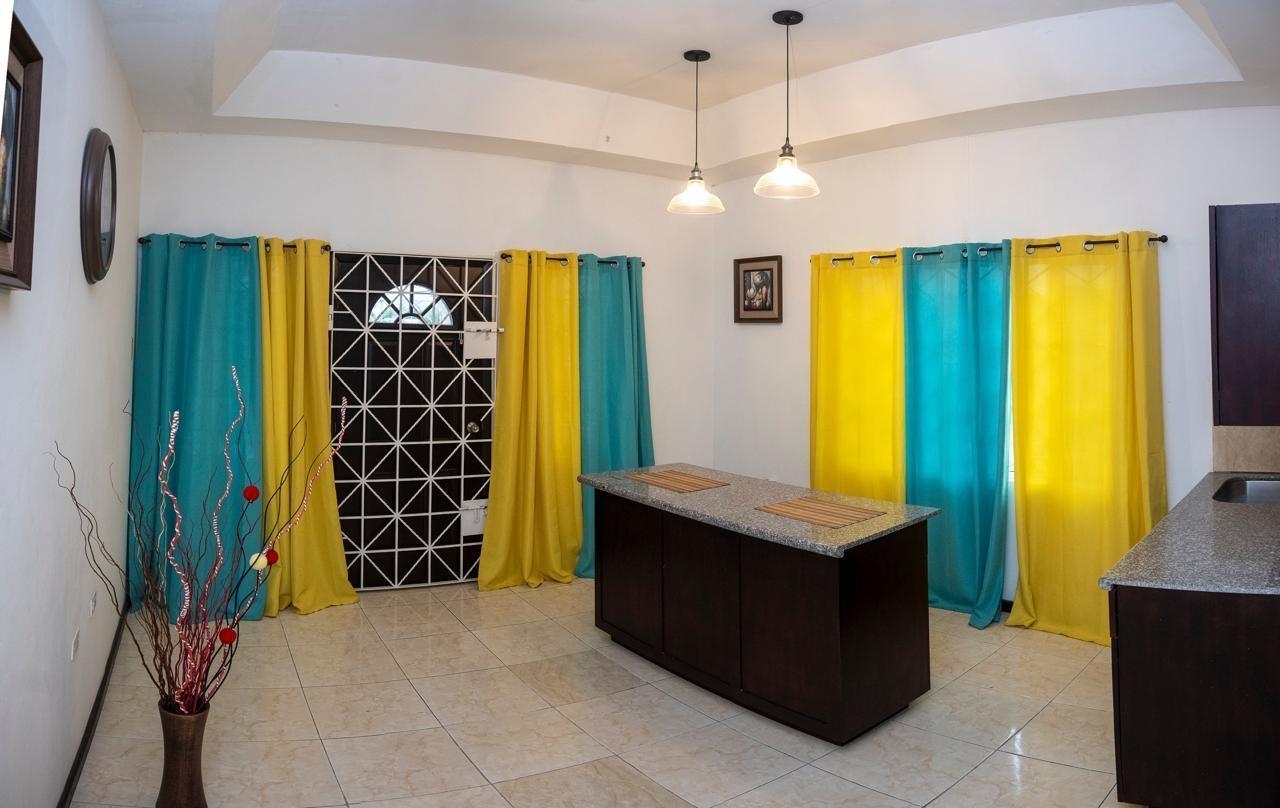 House For Sale: ANDERSON HEIGHTS CHATEAU, May Pen | $47,000,000 photo 5
