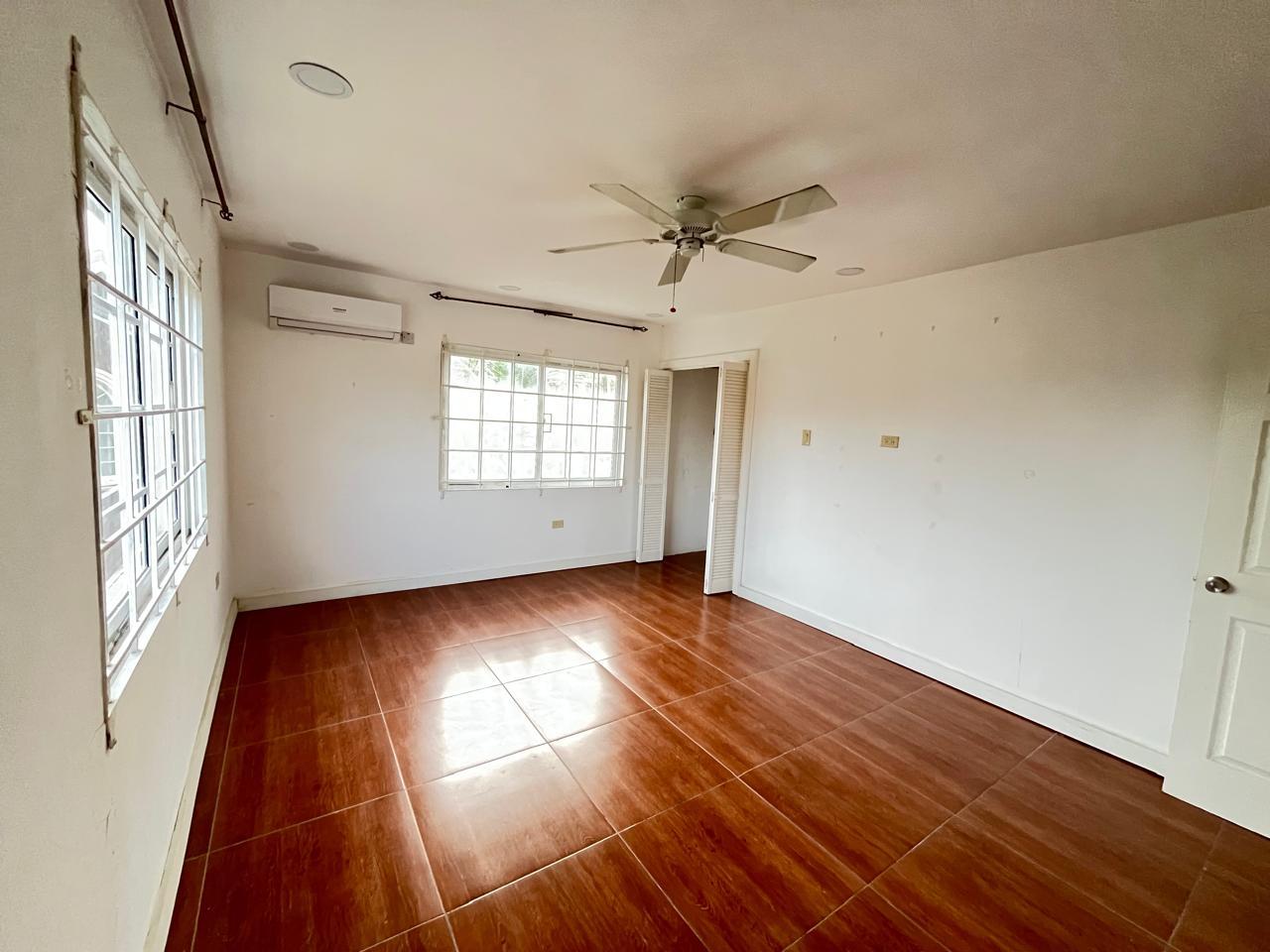 Apartment For Rent: ESSEX AVENUE, Kingston 6 | $160,000 photo 2