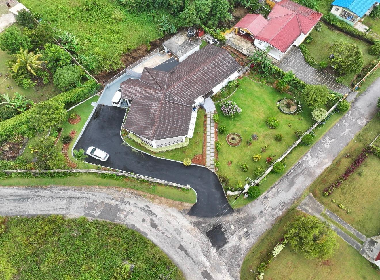 House For Sale: CLOVER WAY, Mandeville | $49,900,000 photo 2