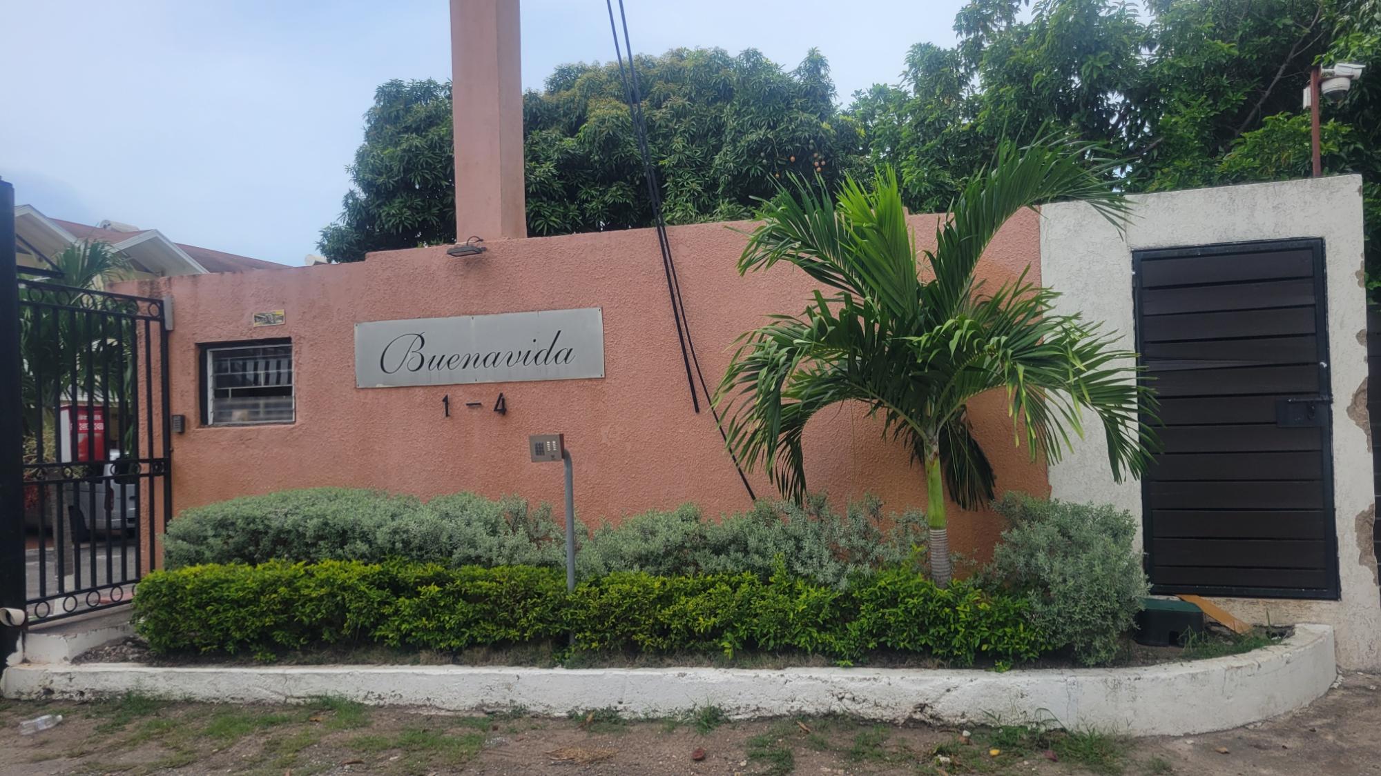 Townhouse For Rent: MAEVEN AVENUE, Kingston 10 | $195,000 photo 2