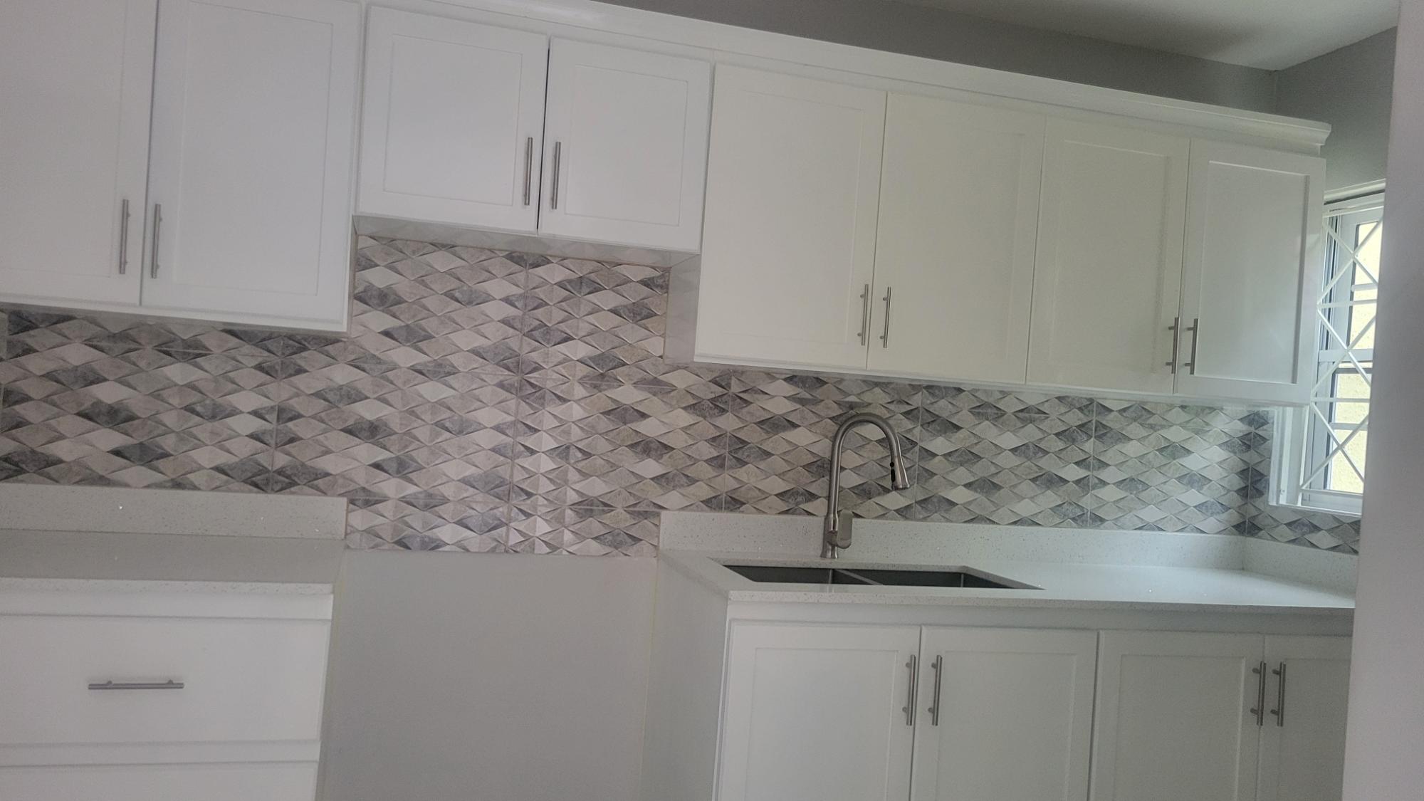 Townhouse For Rent: MAEVEN AVENUE, Kingston 10 | $195,000 photo 9