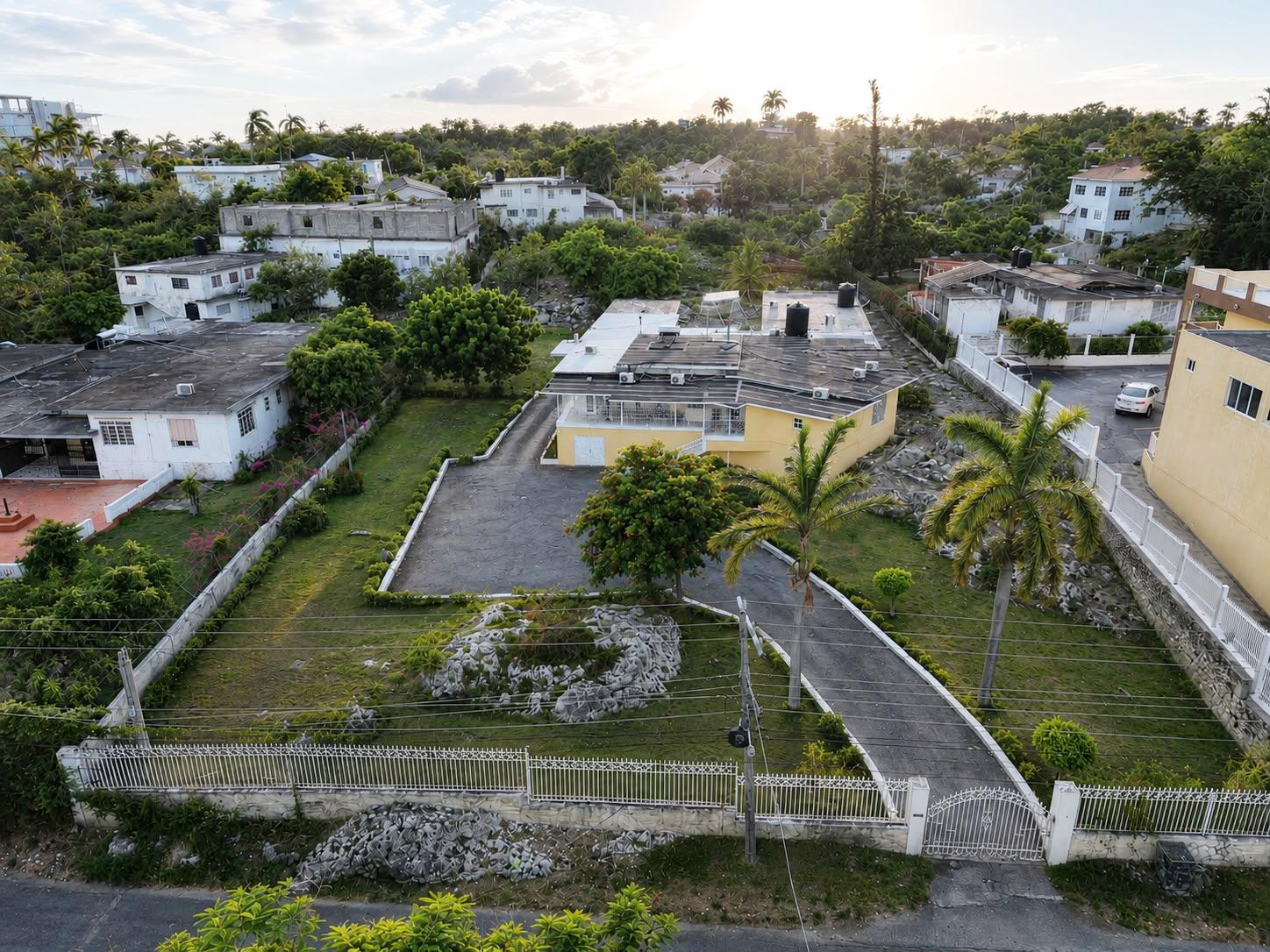 House For Sale: LEADER@~apos;S AVENUE, Montego Bay | $650,000 photo 3