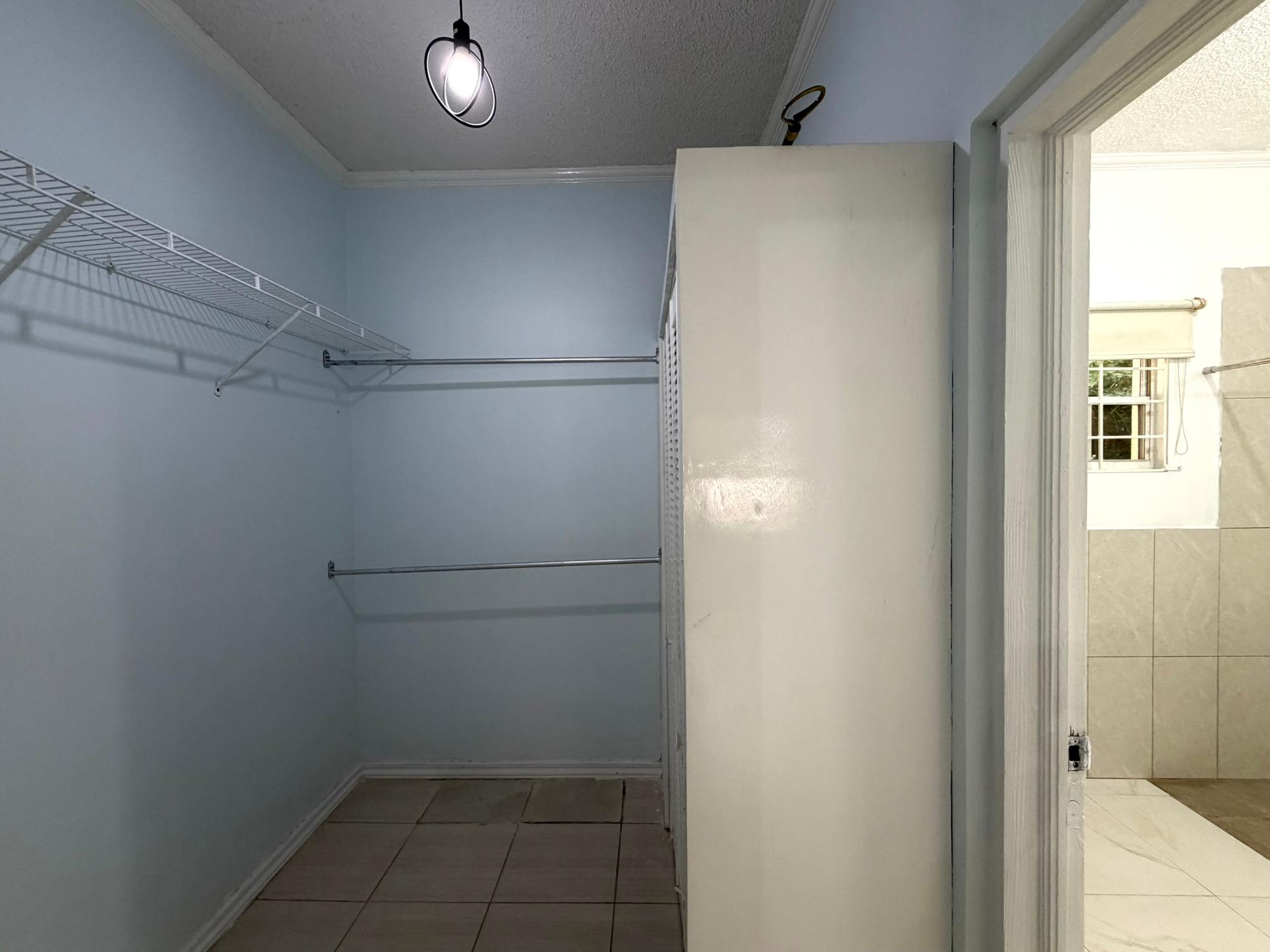 Apartment For Rent: BELVEDERE CRESCENT, Red Hills | $150,000 photo 3