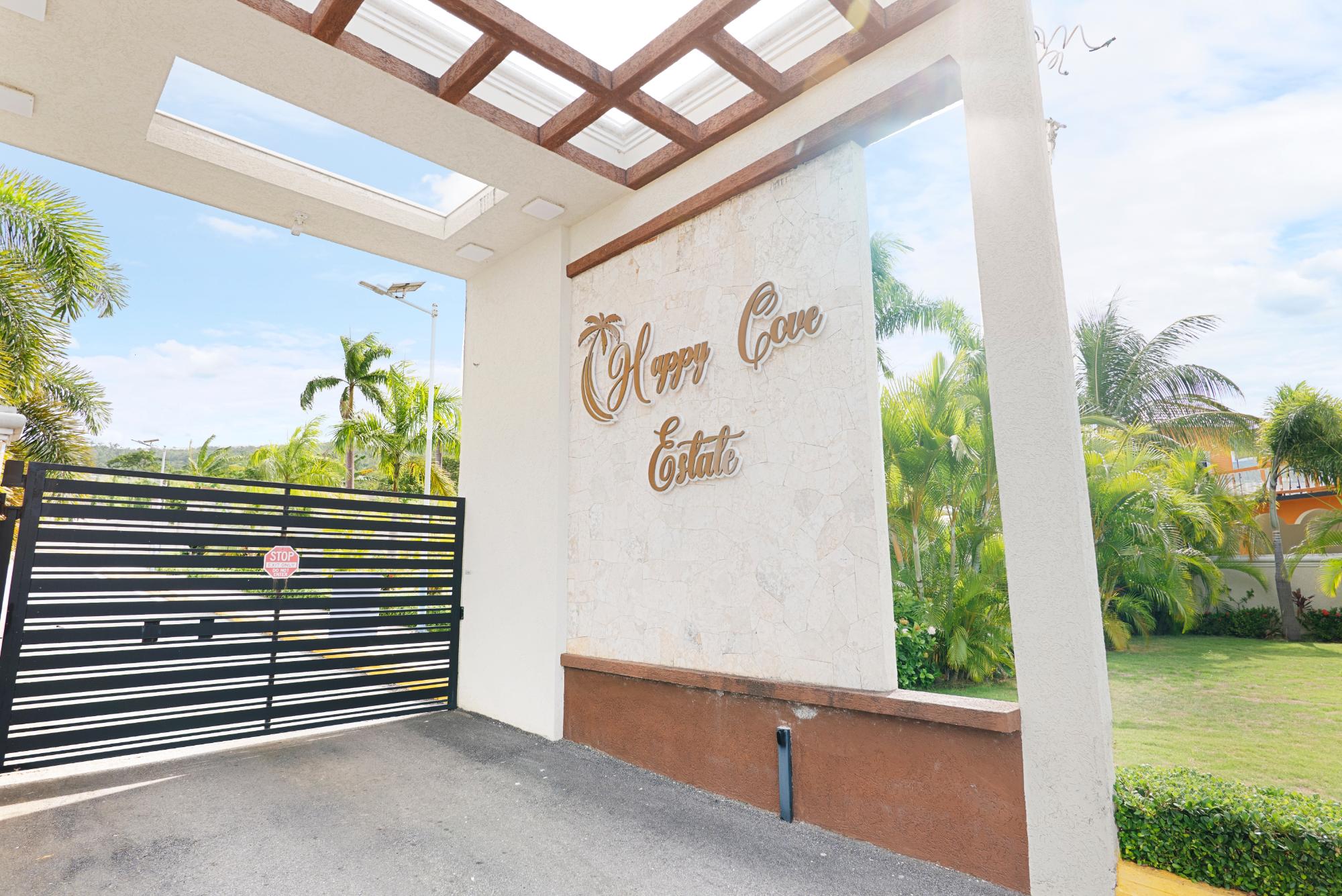 House For Sale: HAPPY COVE, Ocho Rios | $450,000 photo 3