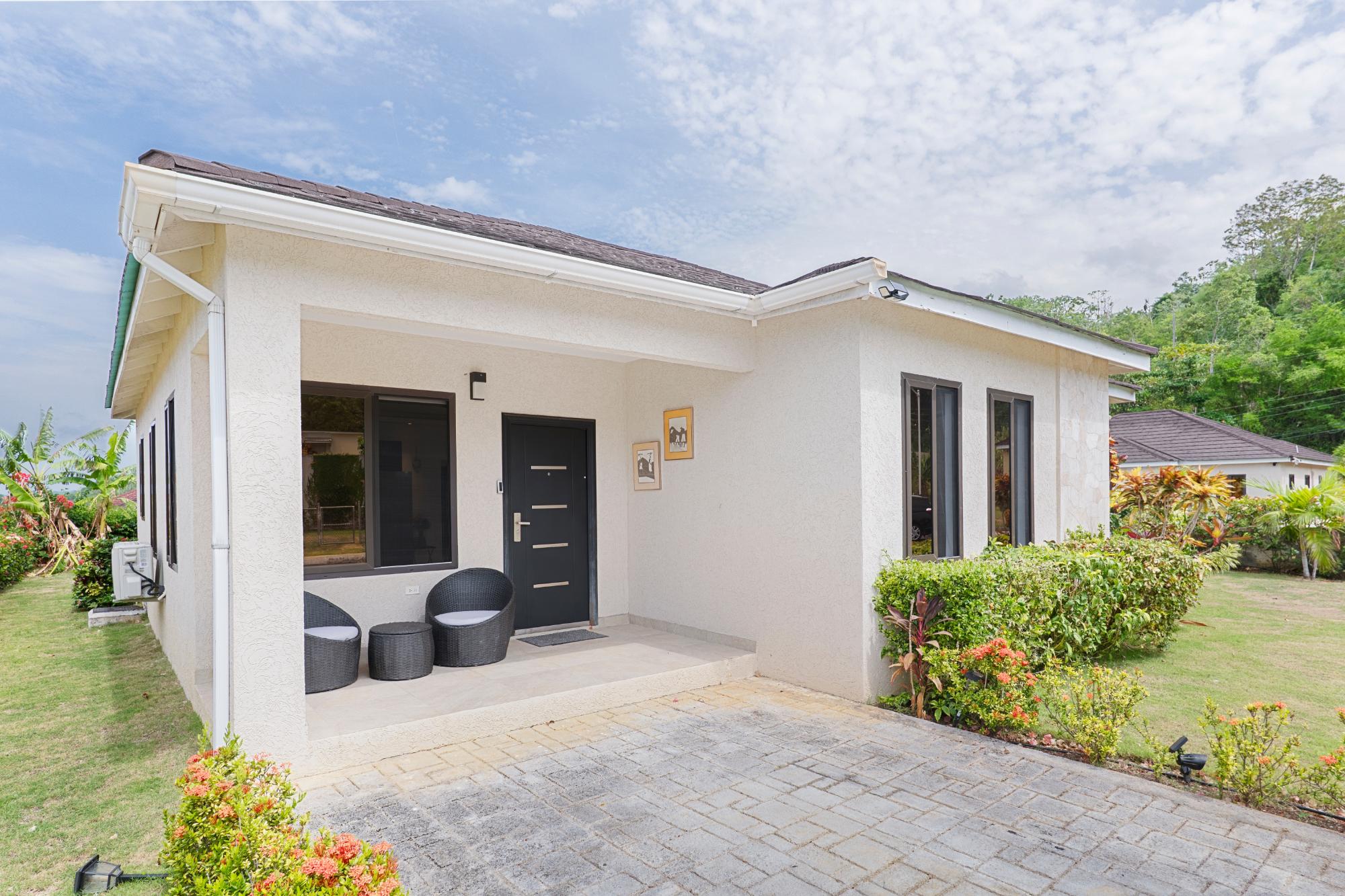 House For Sale: HAPPY COVE, Ocho Rios | $450,000 photo 5