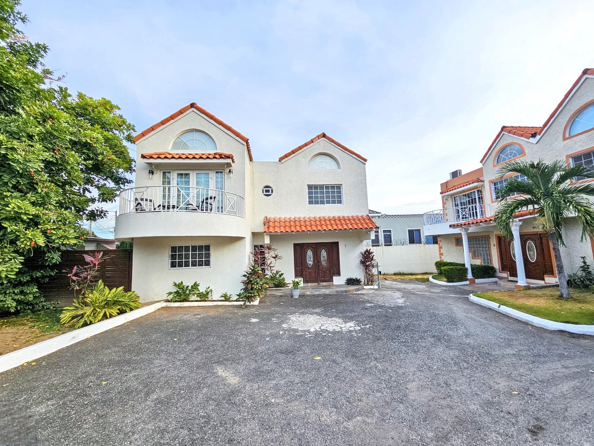 House For Rent: TYNDHURST AVENUE, Kingston 6 | $2,250