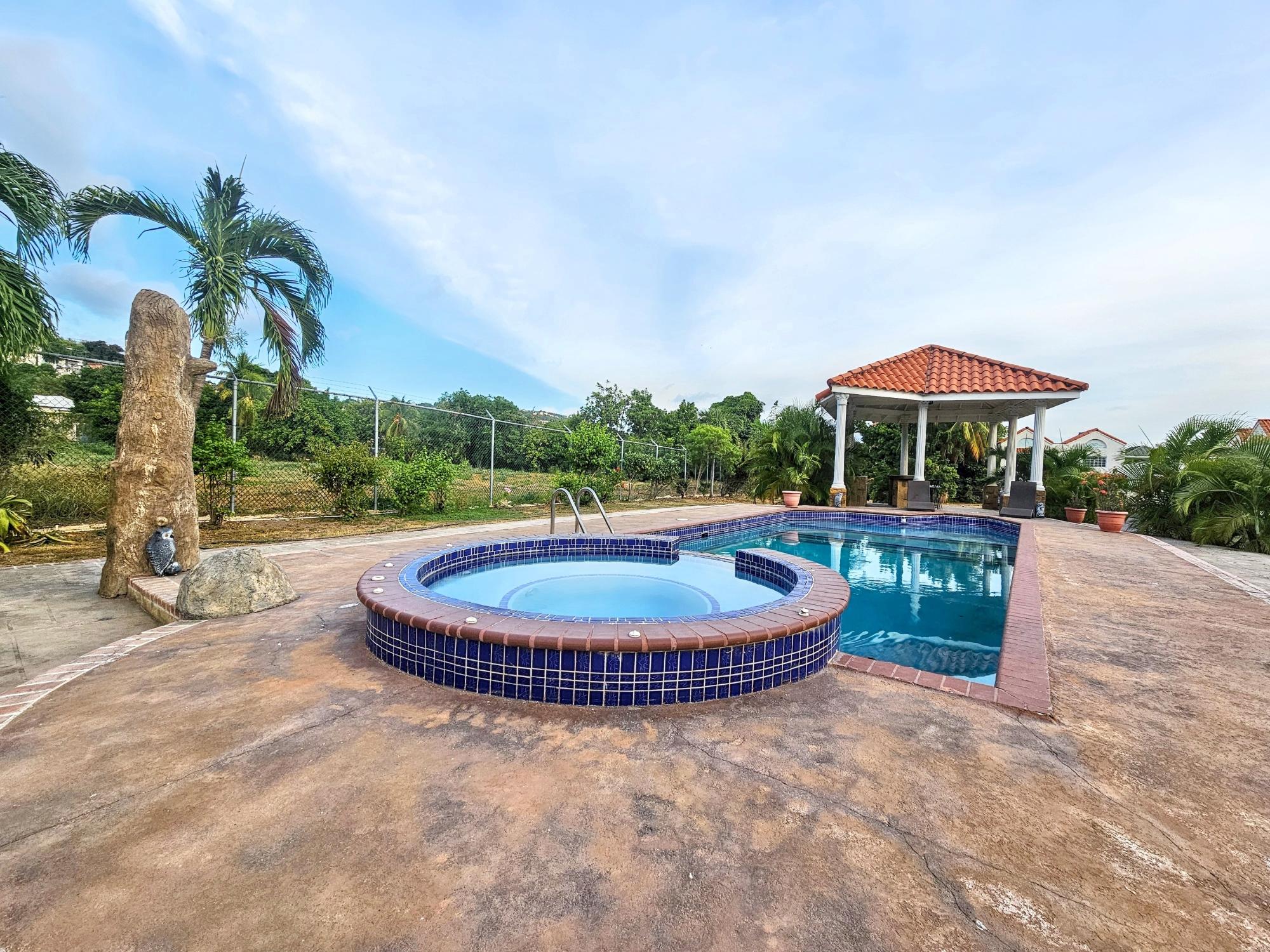 House For Rent: TYNDHURST AVENUE, Kingston 6 | $2,250 photo 16
