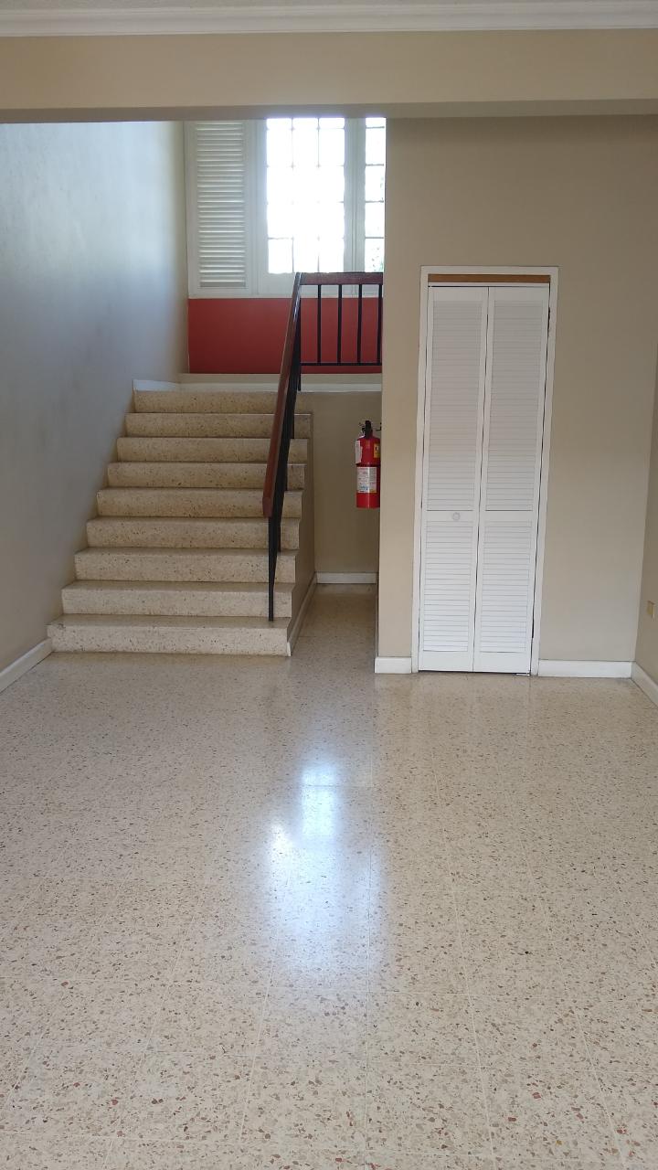 Apartment For Rent: EAST AVENUE, Kingston 8 | $115,000 photo 3