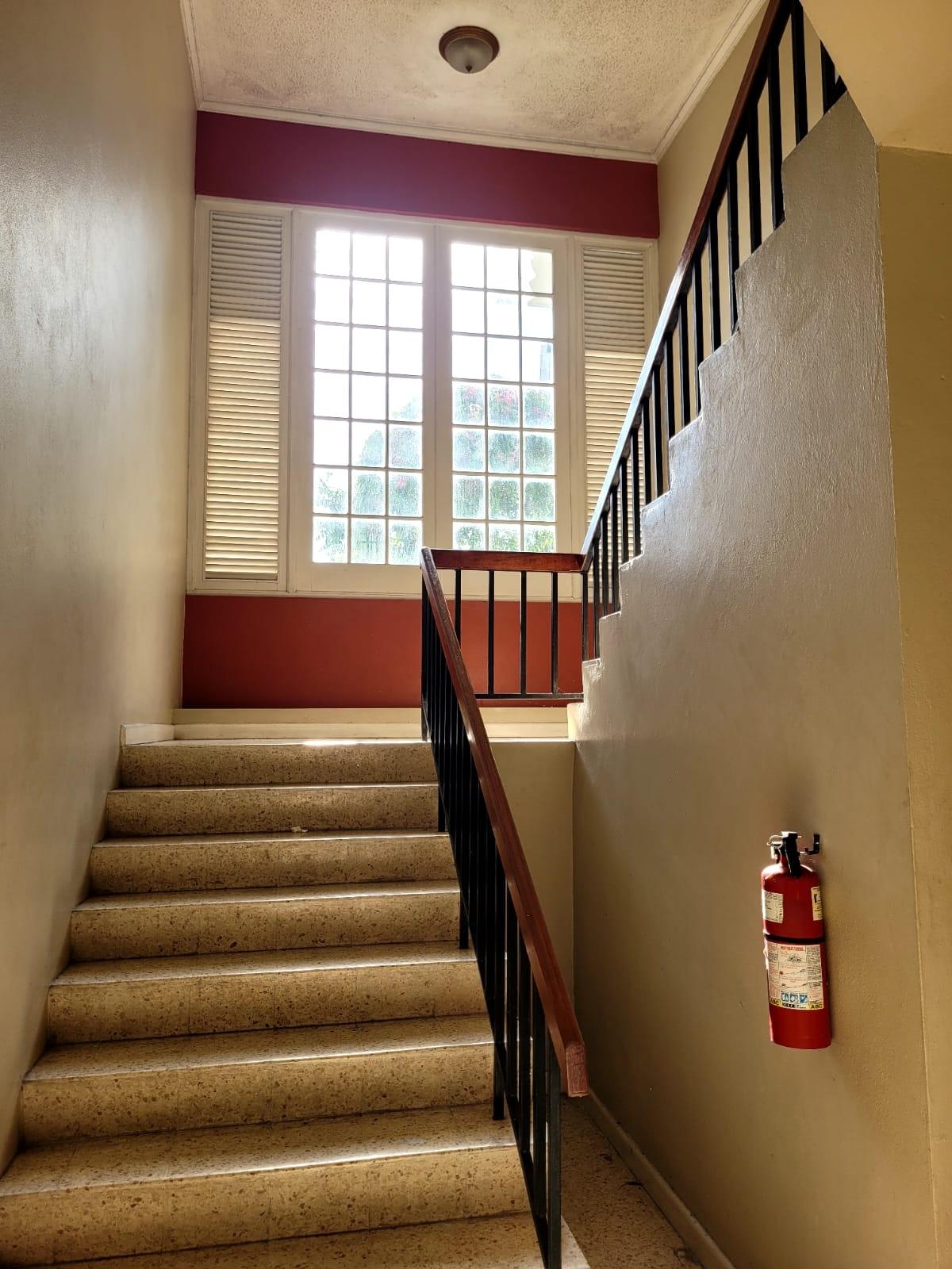 Apartment For Rent: EAST AVENUE, Kingston 8 | $115,000 photo 4