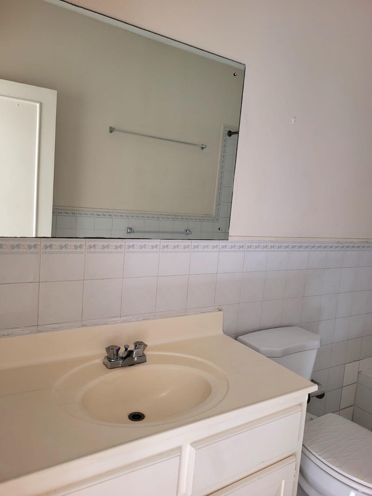 Apartment For Rent: EAST AVENUE, Kingston 8 | $115,000 photo 12