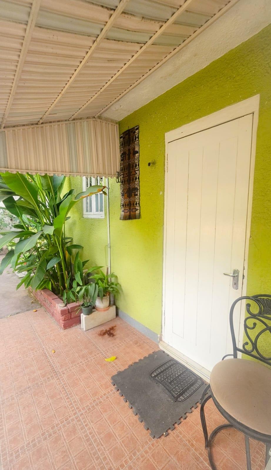 Apartment For Rent: ESSEX AVENUE, Kingston 8 | $85,000 photo 3