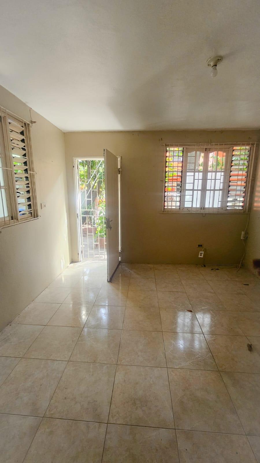 Apartment For Rent: ESSEX AVENUE, Kingston 8 | $85,000 photo 6