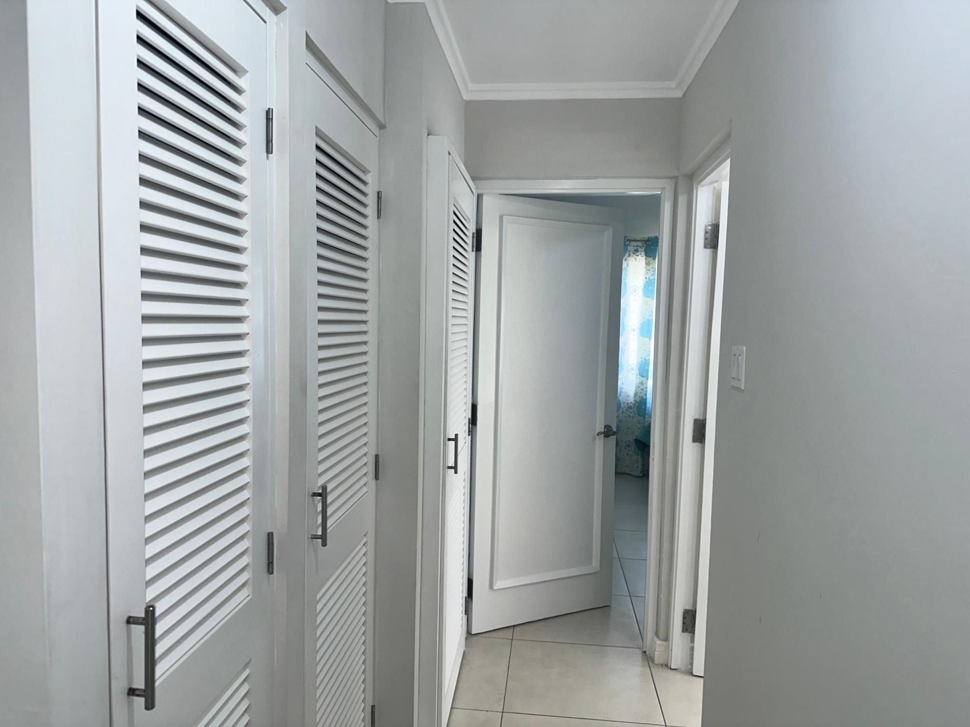 Apartment For Rent: RICHMOND ST. ANN, Richmond | $1,600 photo 15