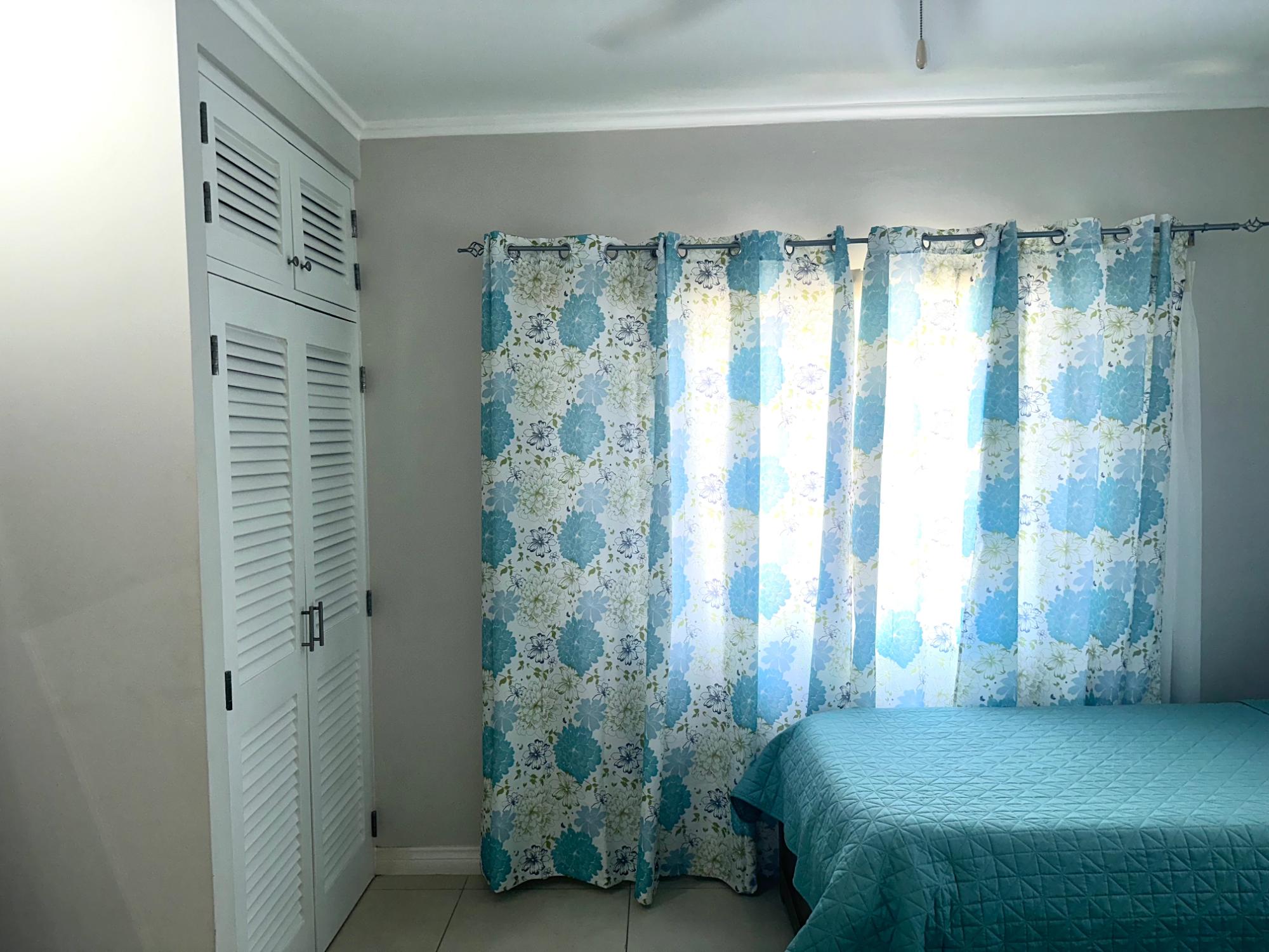 Apartment For Rent: RICHMOND ST. ANN, Richmond | $1,600 photo 18