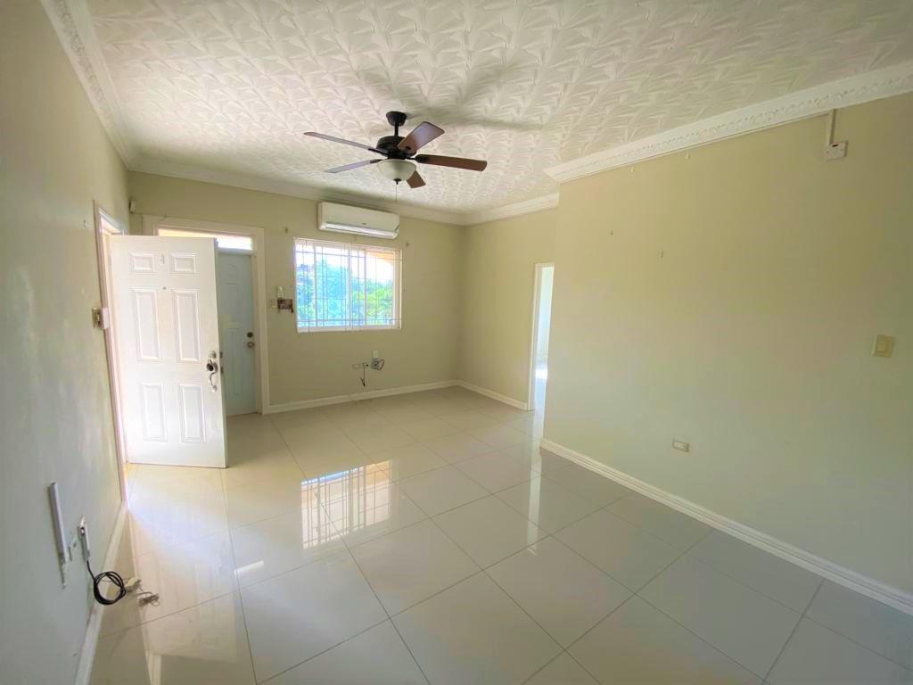 Apartment For Rent: AMETHYST DRIVE, Kingston 19 | $150,000 photo 6