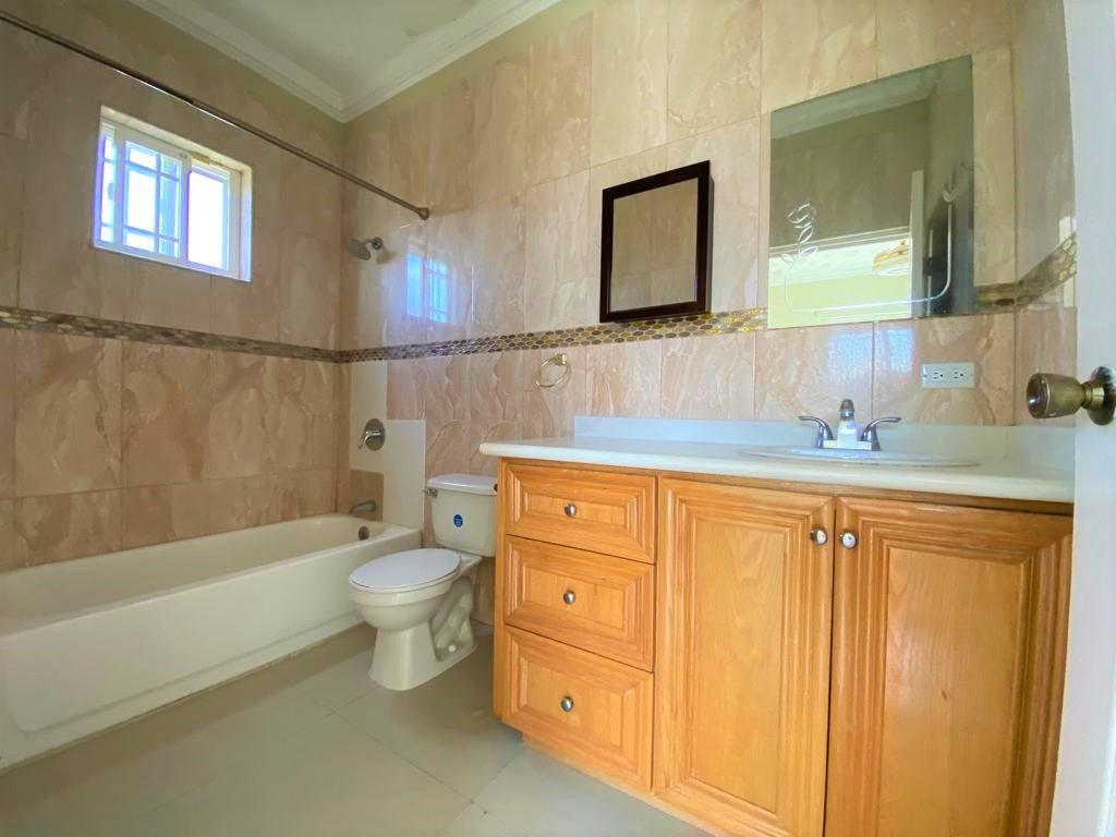 Apartment For Rent: AMETHYST DRIVE, Kingston 19 | $150,000 photo 12